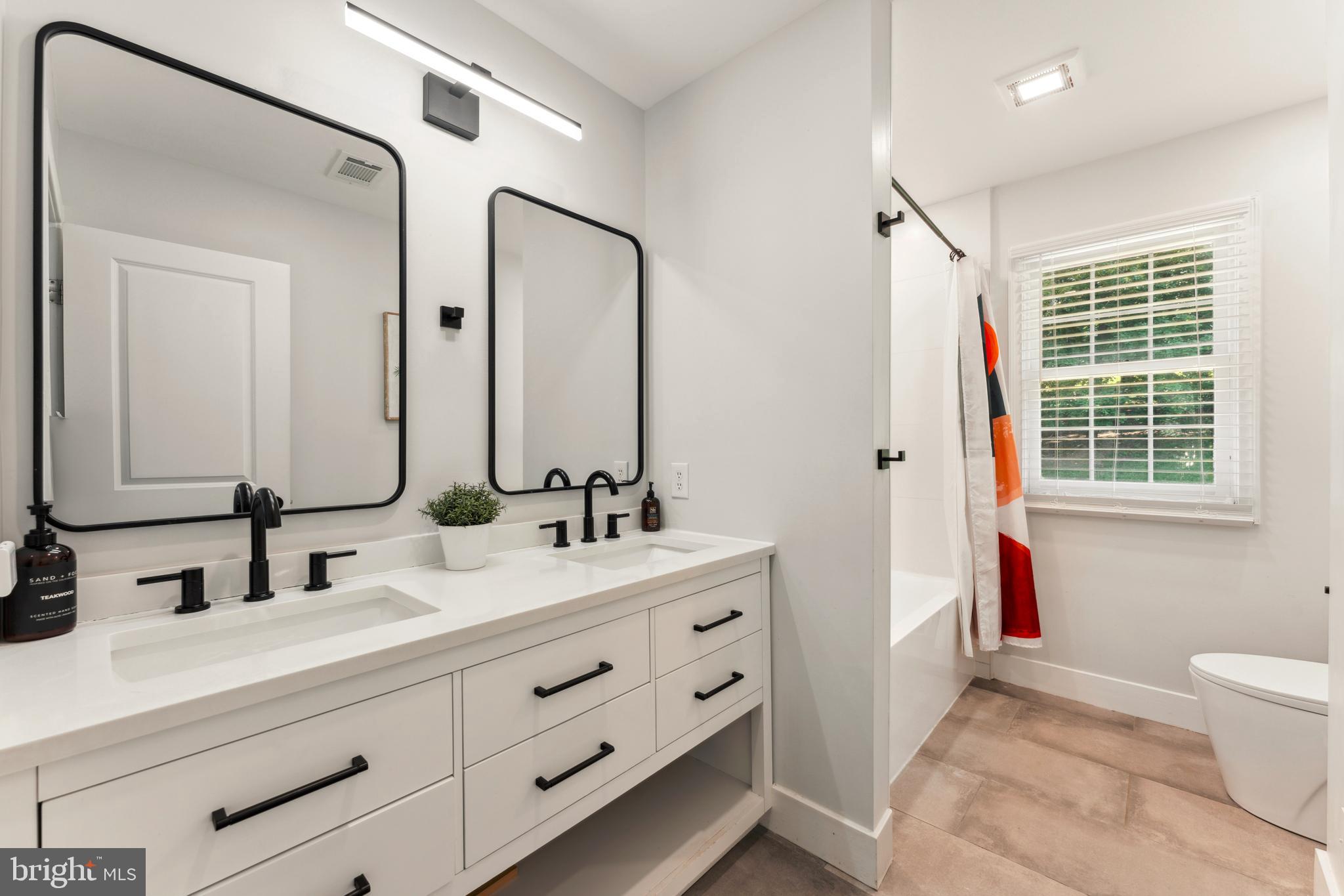 THE RESERVE - Residential