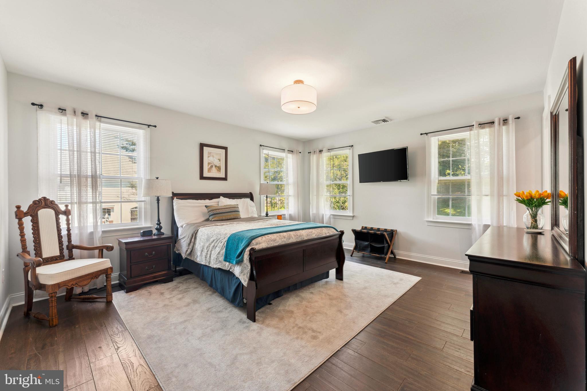 THE RESERVE - Residential