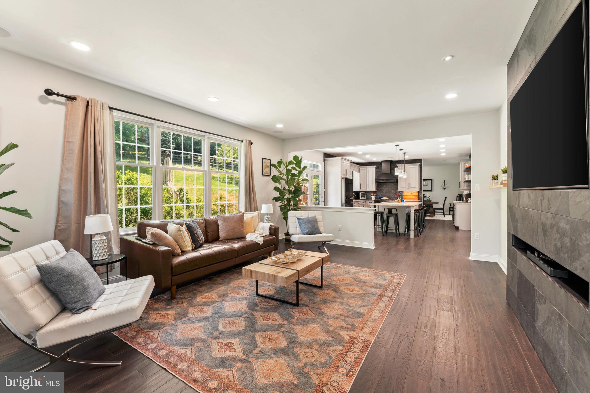 THE RESERVE - Residential