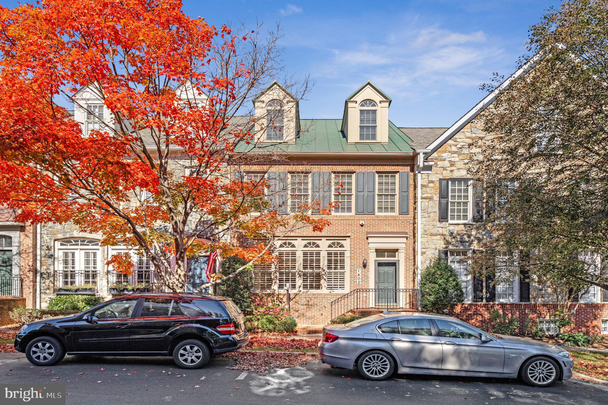 1402 HARVEST CROSSING DRIVE
