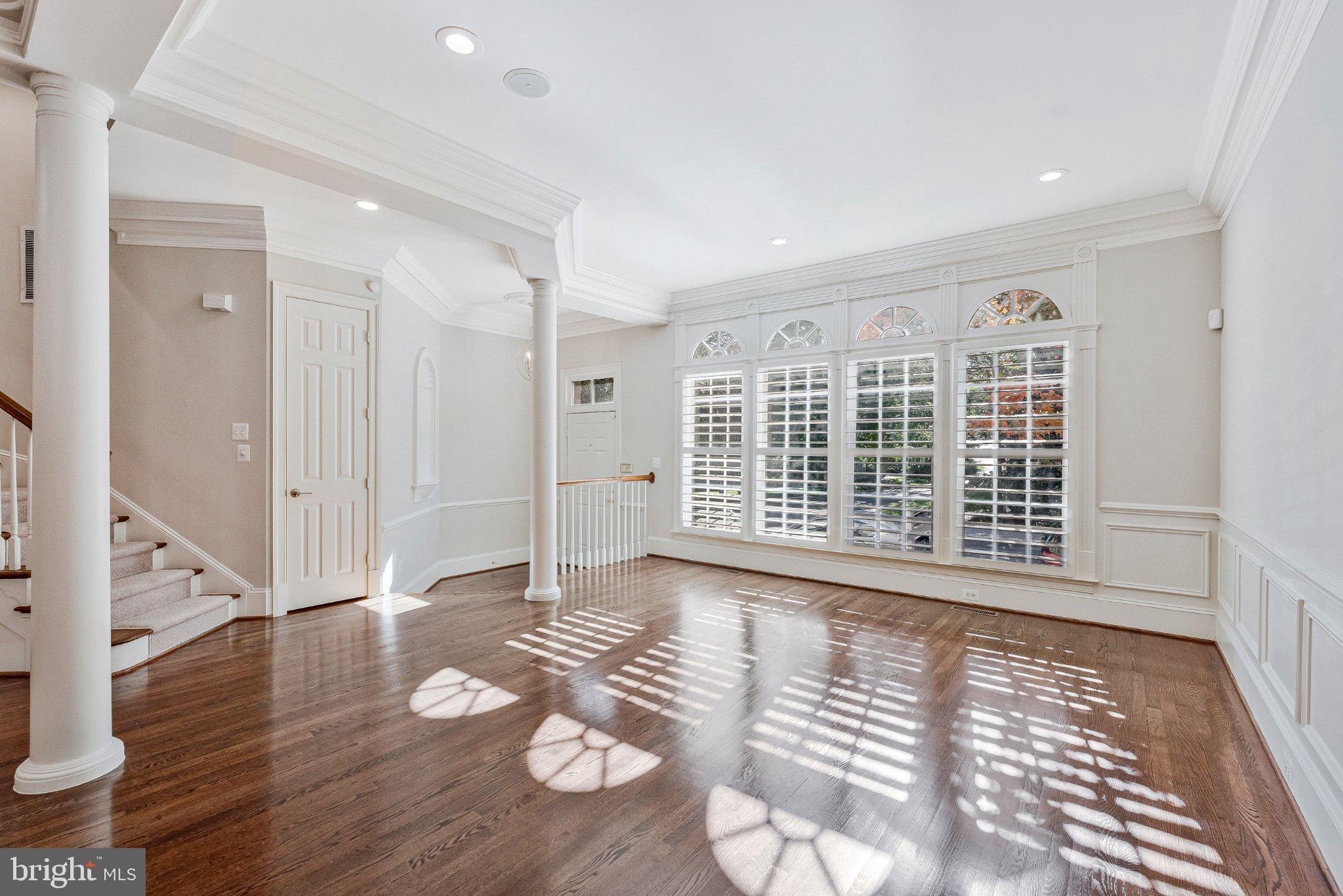 1402 HARVEST CROSSING DRIVE