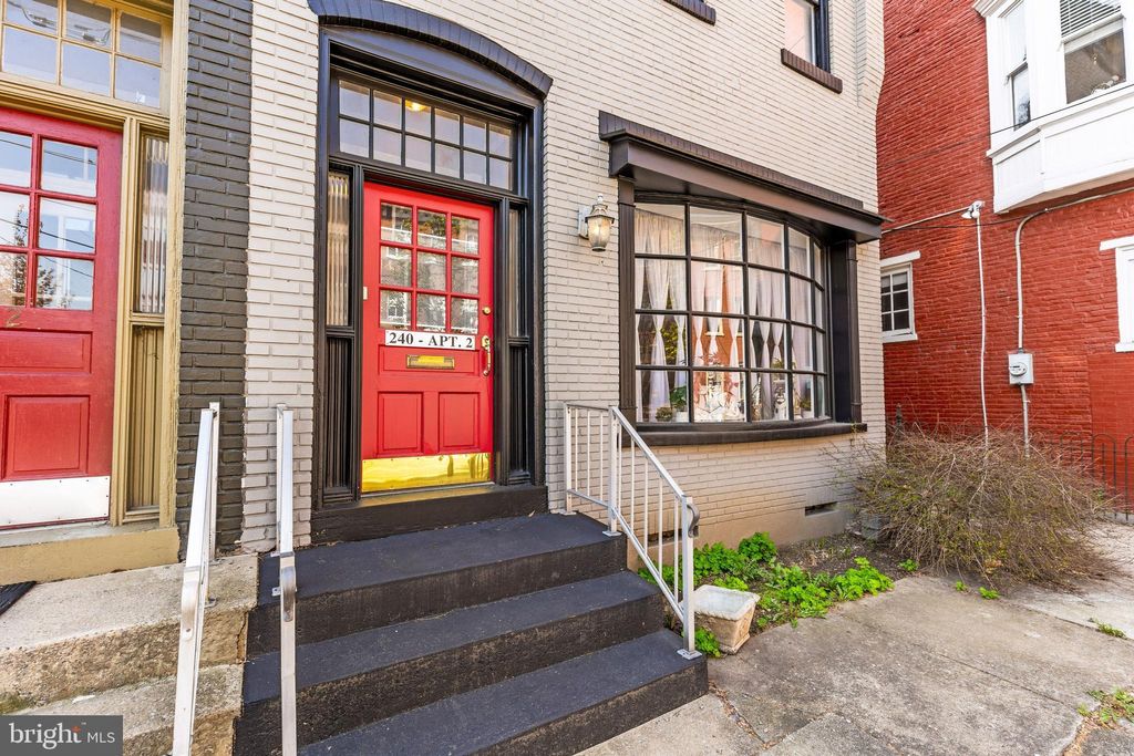 Photo of 240 E Orange Street, LANCASTER, PA 17602 (MLS # PALA2086130)