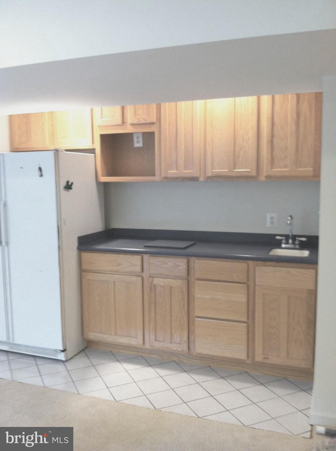 POTOMAC LAKES - Residential Lease