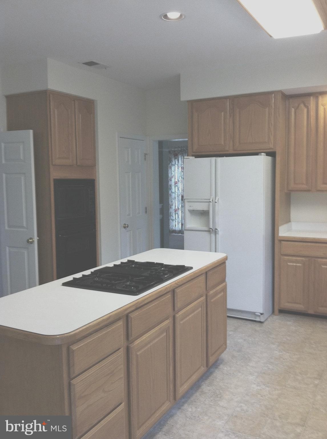 POTOMAC LAKES - Residential Lease