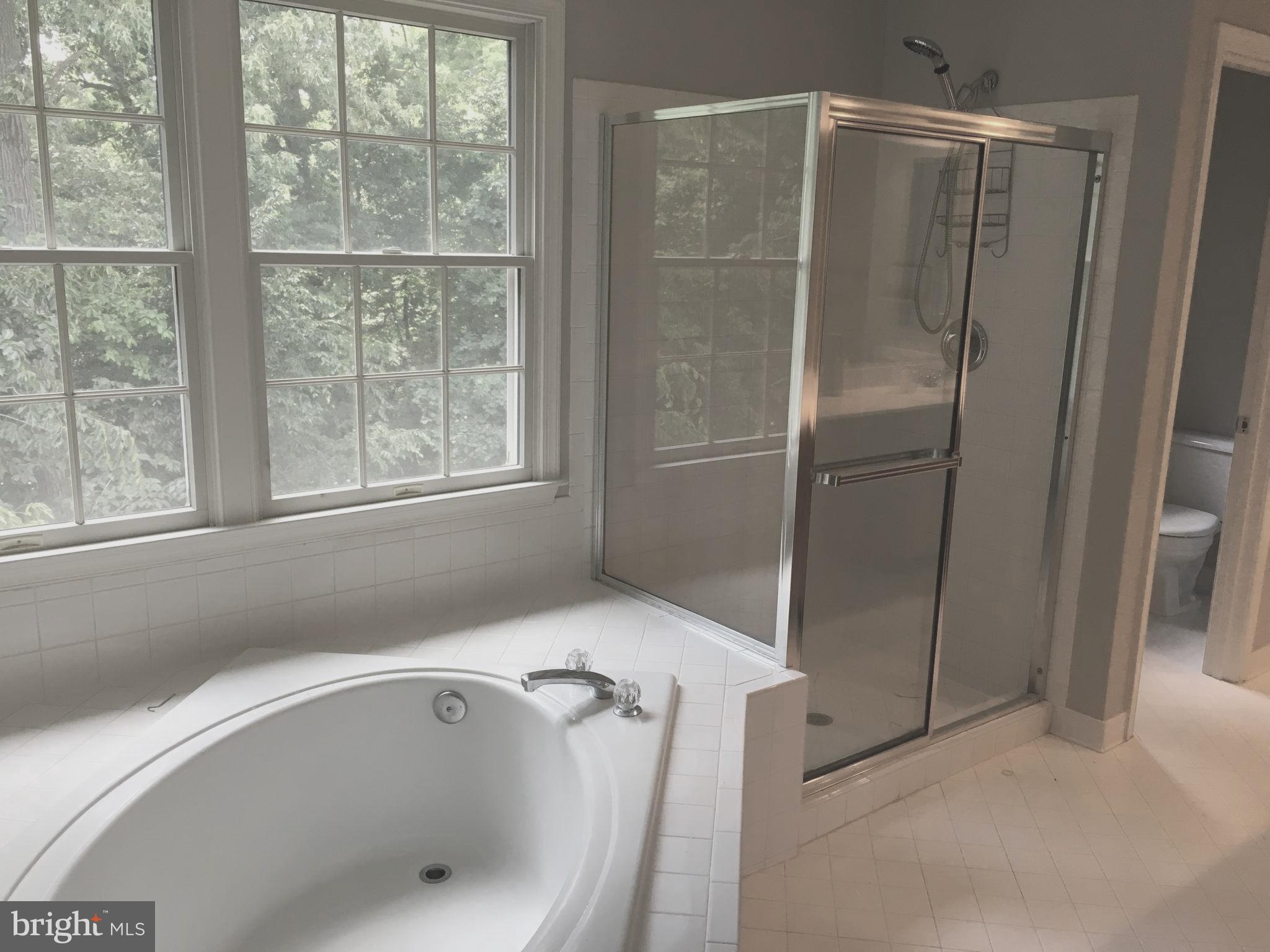 POTOMAC LAKES - Residential Lease