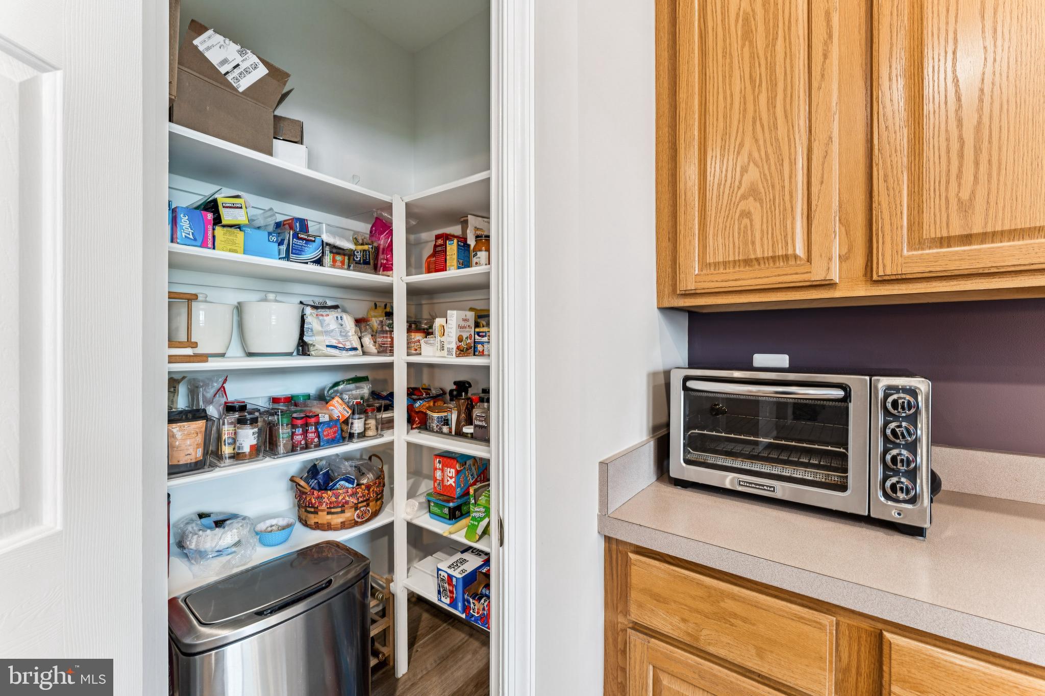 KINGS CROSSING - Residential