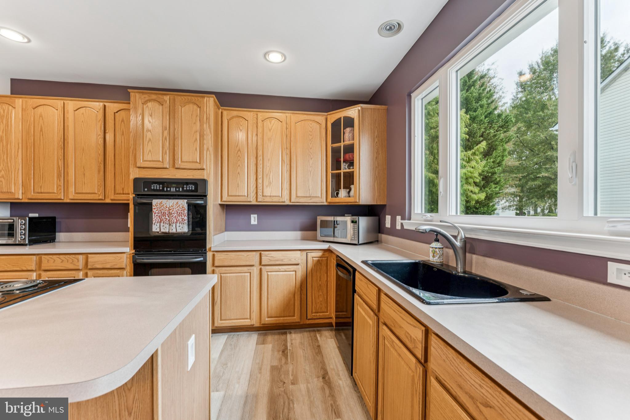 KINGS CROSSING - Residential