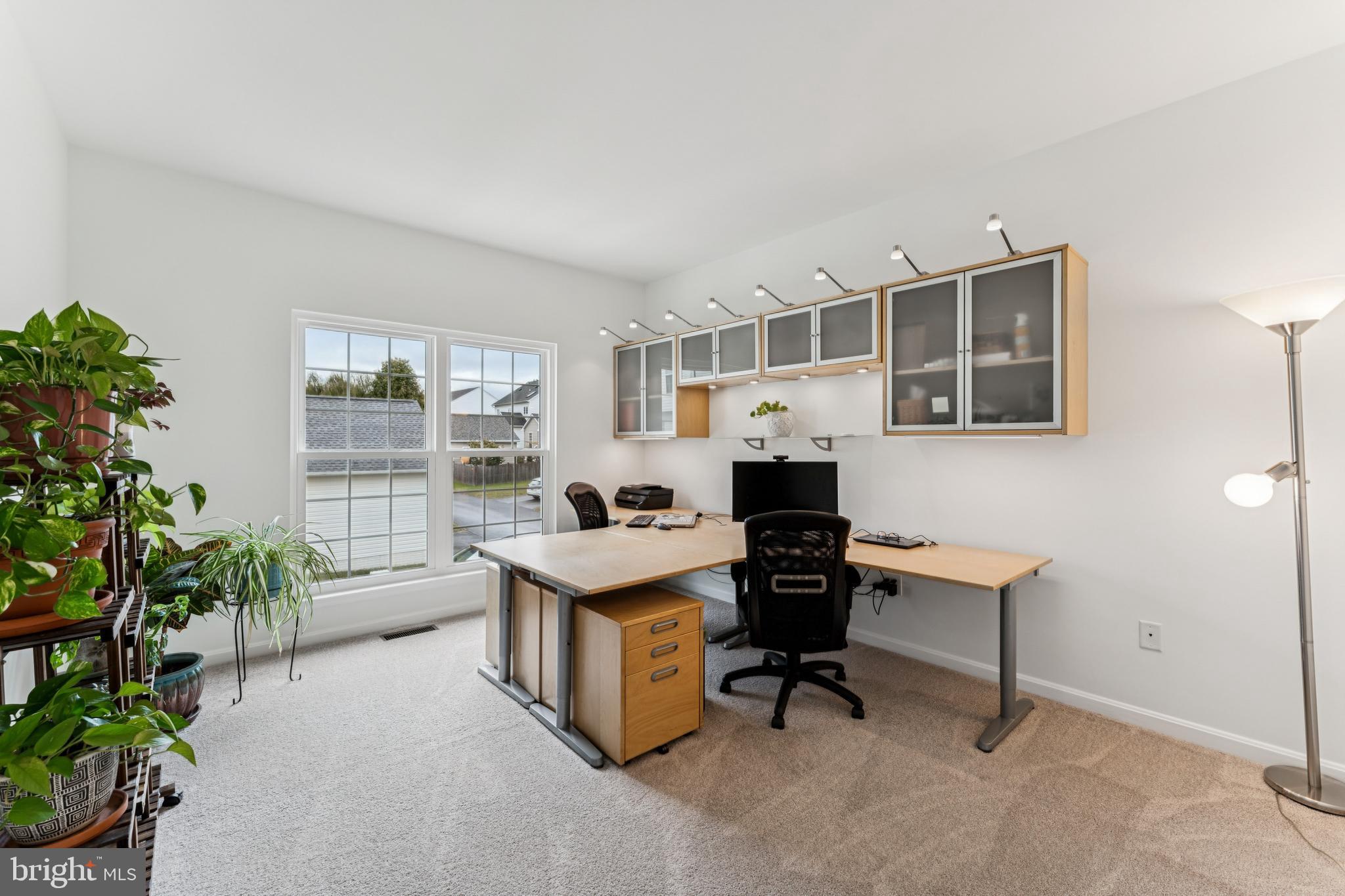 KINGS CROSSING - Residential