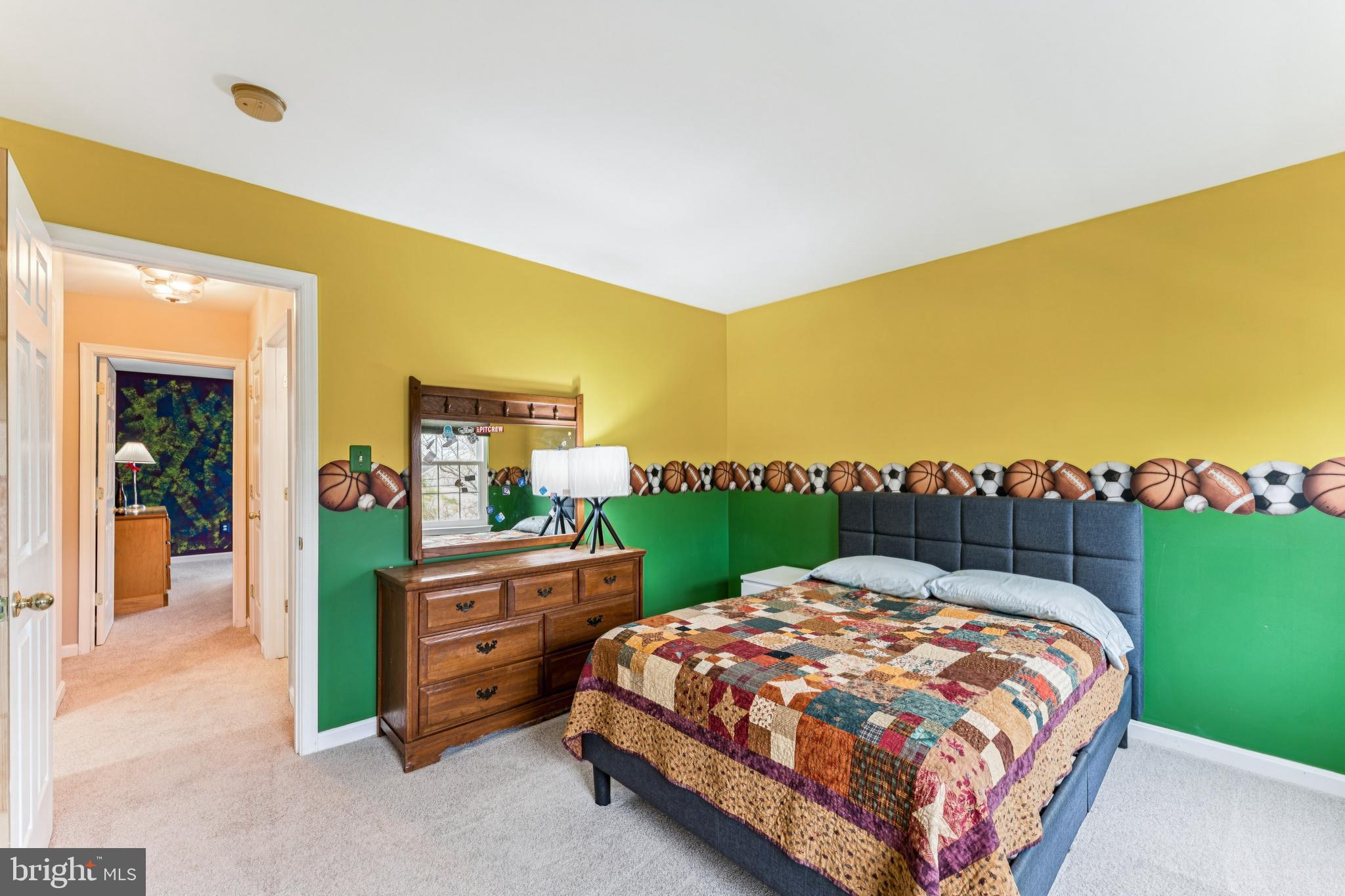 KINGS CROSSING - Residential