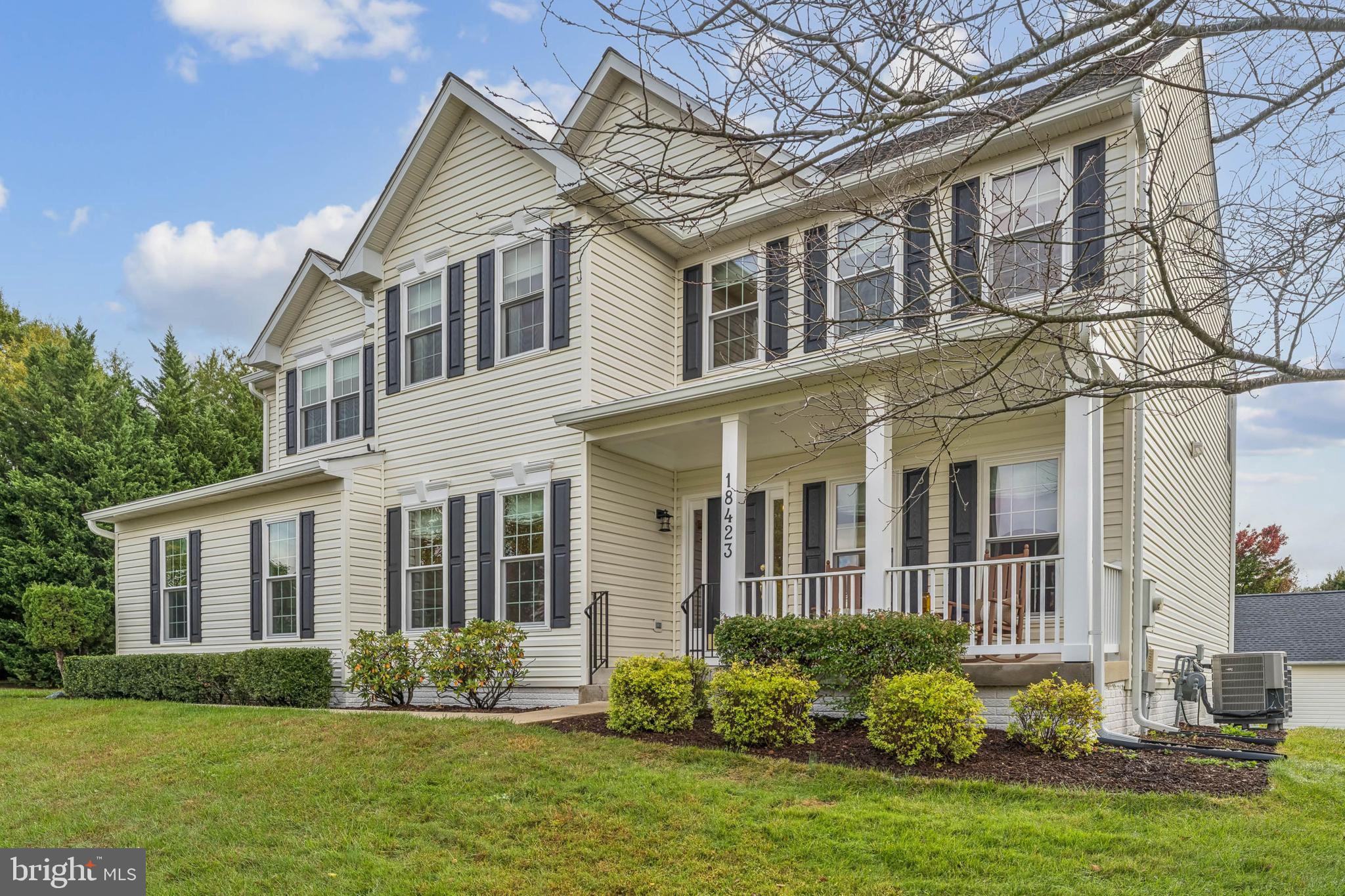 KINGS CROSSING - Residential