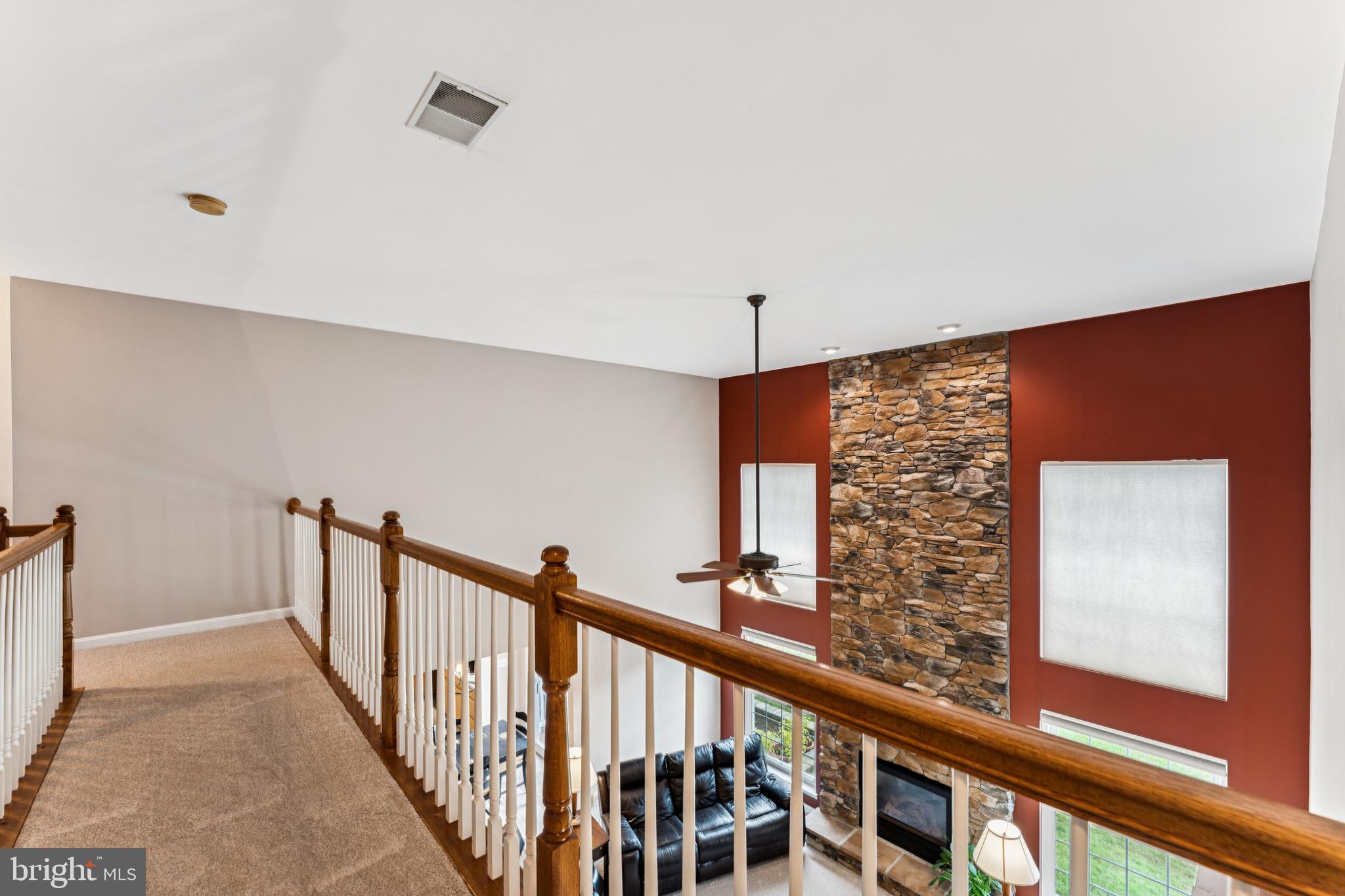 KINGS CROSSING - Residential