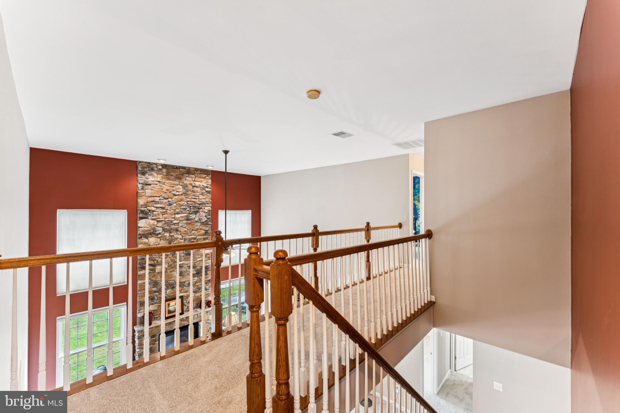 KINGS CROSSING - Residential