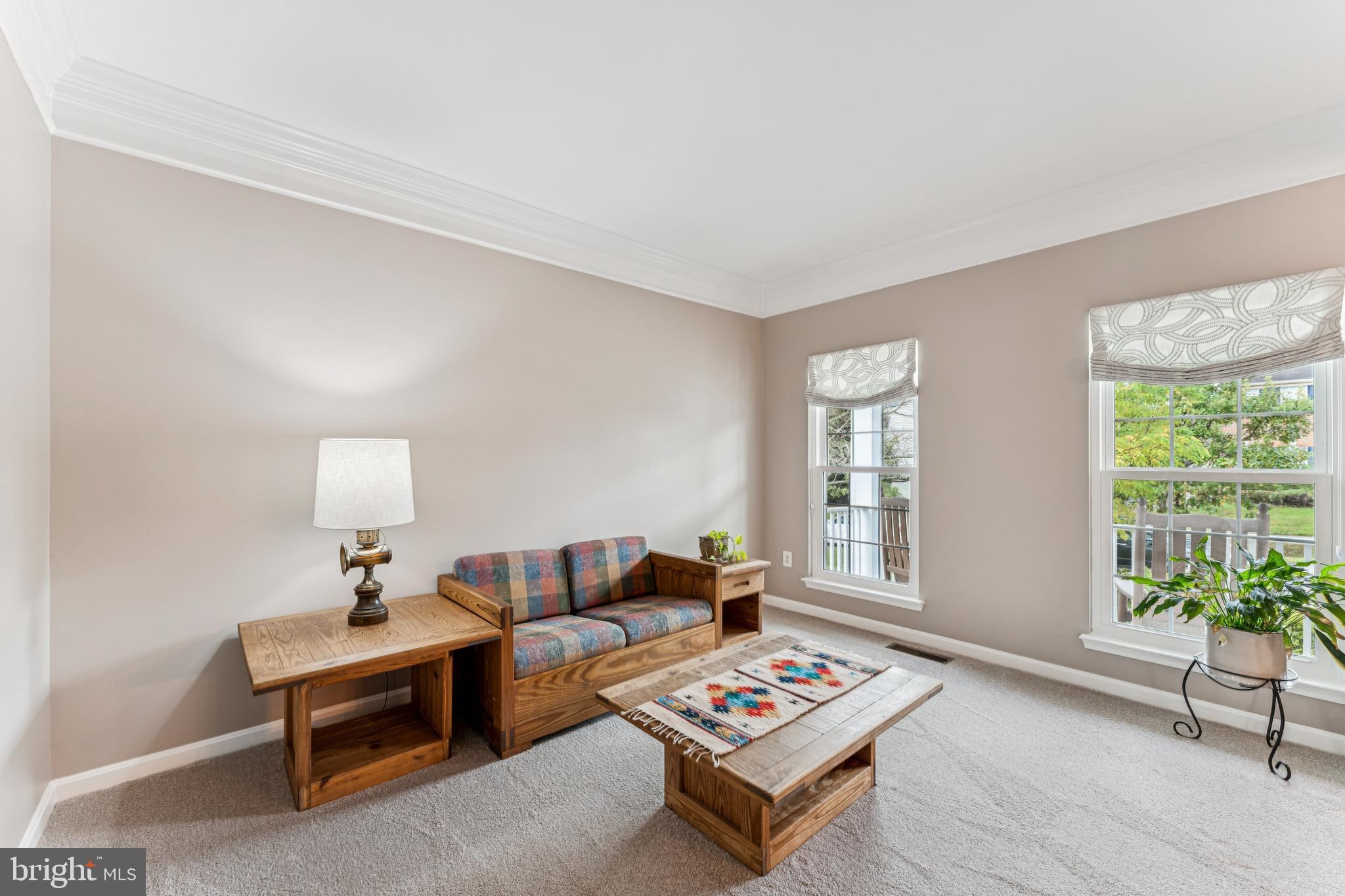 KINGS CROSSING - Residential