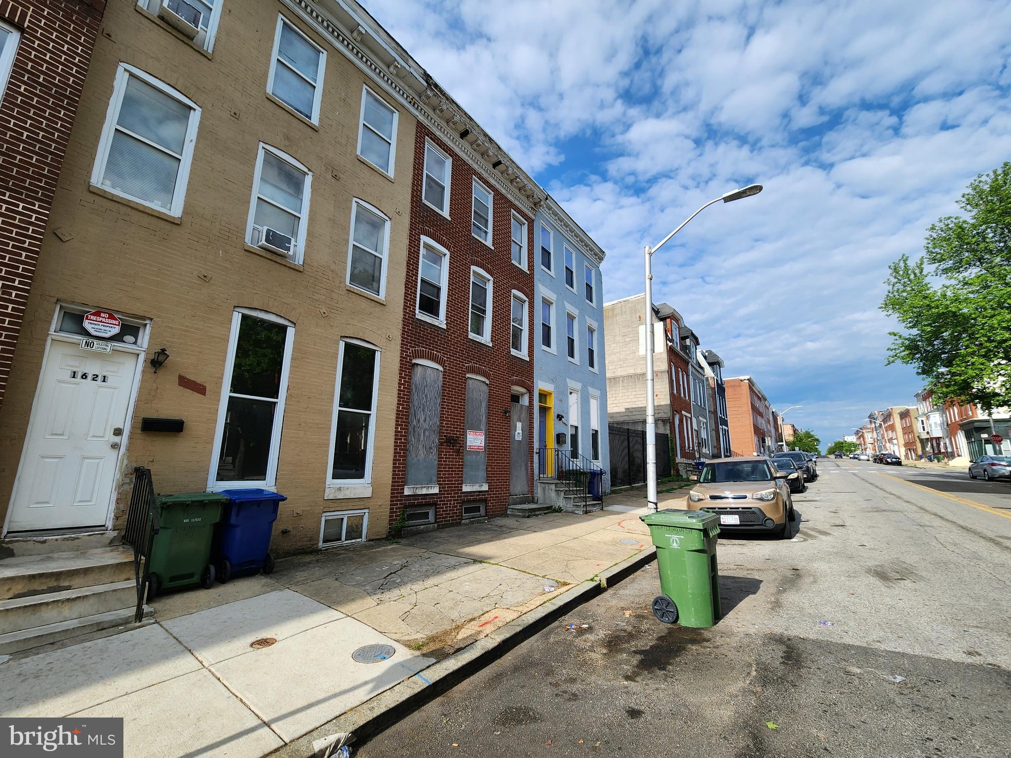 1623 W LEXINGTON STREET