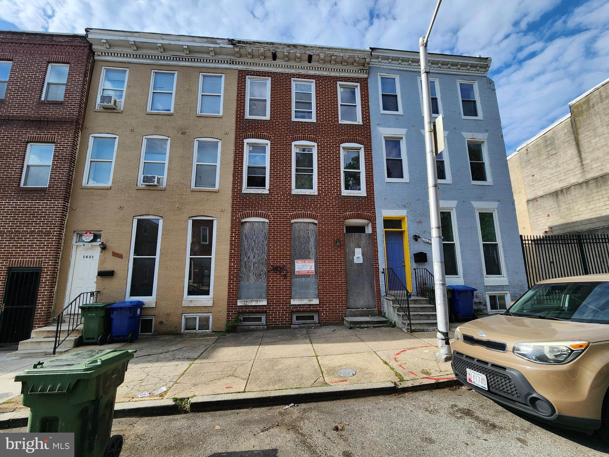 1623 W LEXINGTON STREET