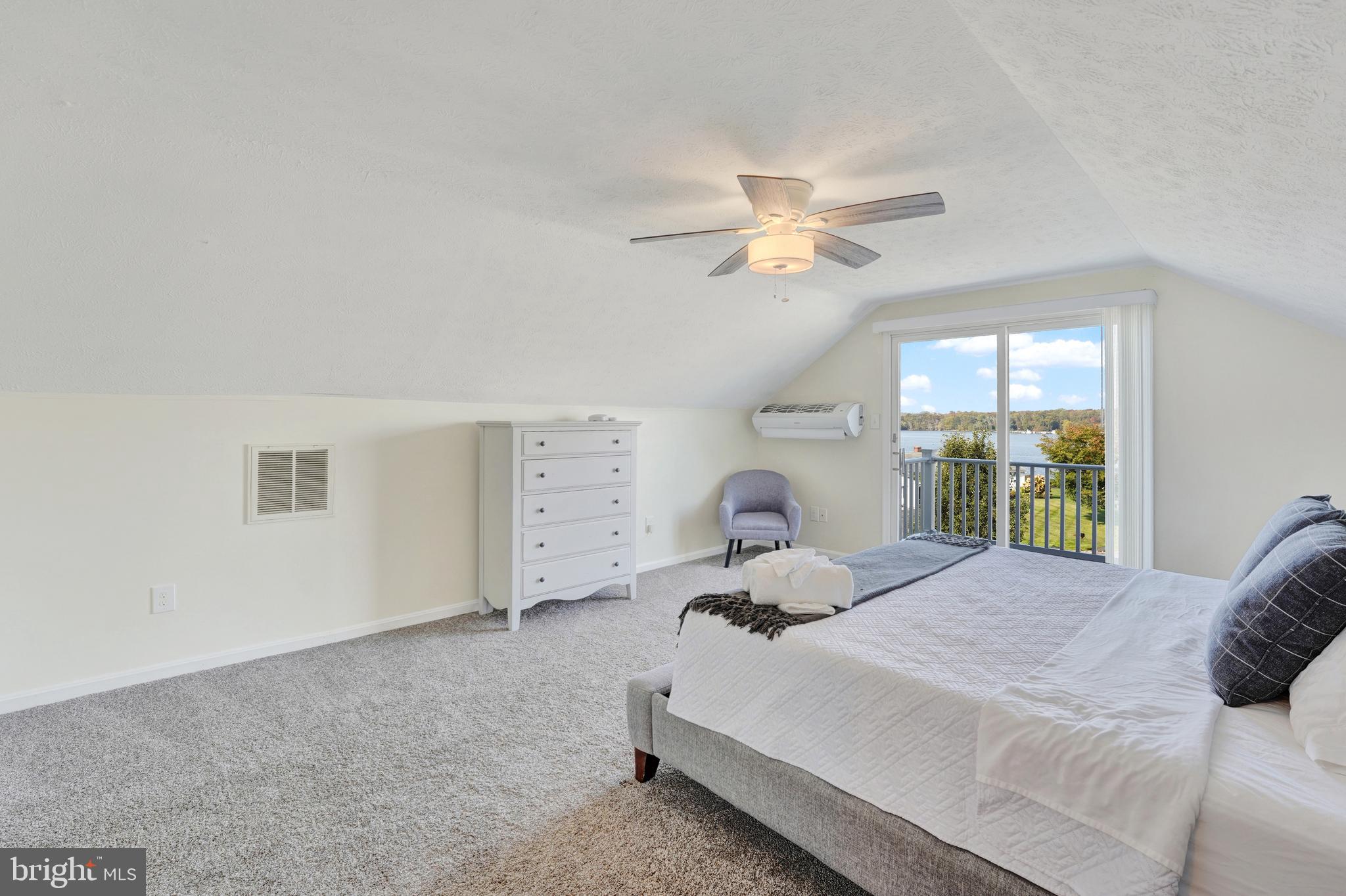 NORTH EAST HARBOURS - Residential