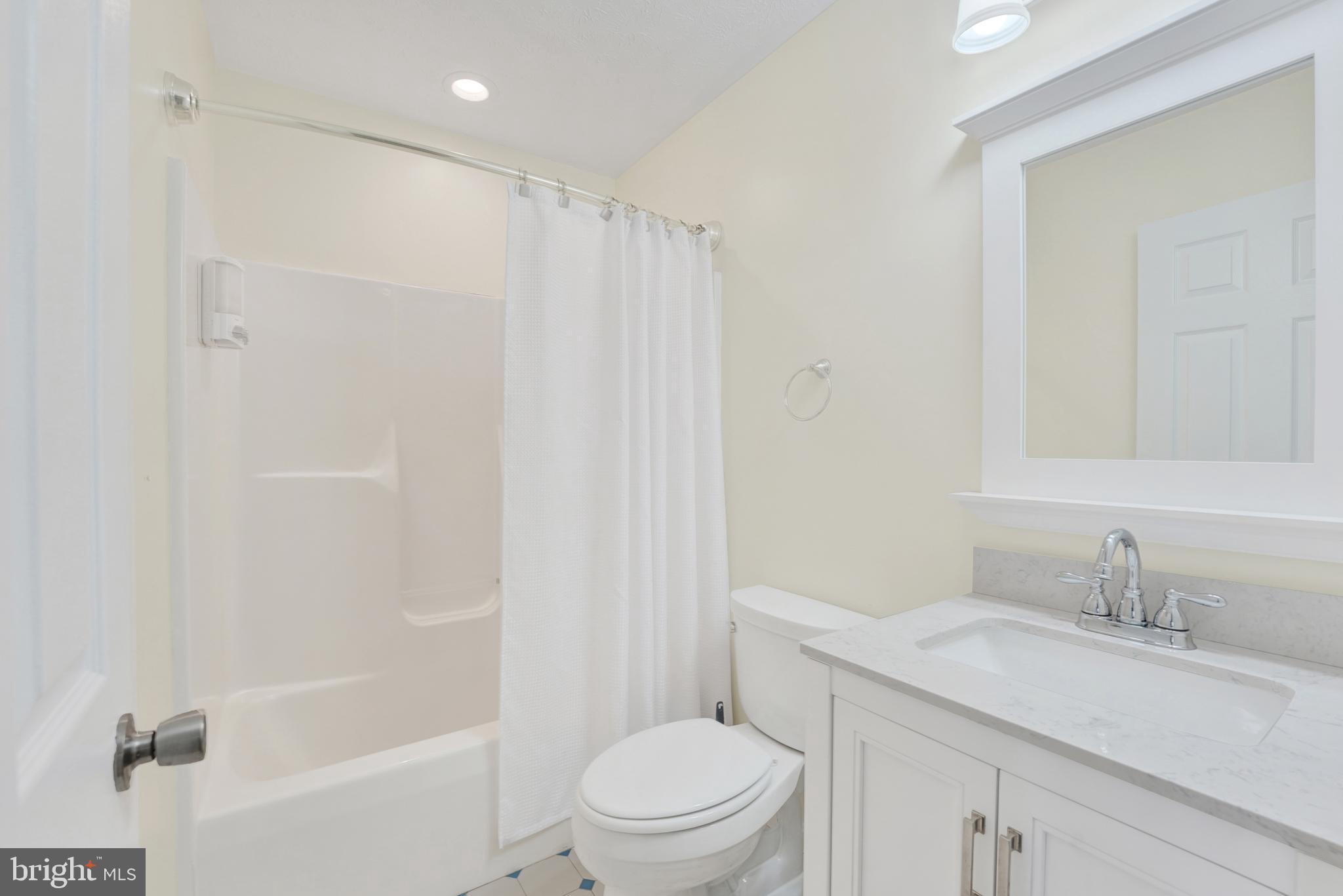 NORTH EAST HARBOURS - Residential