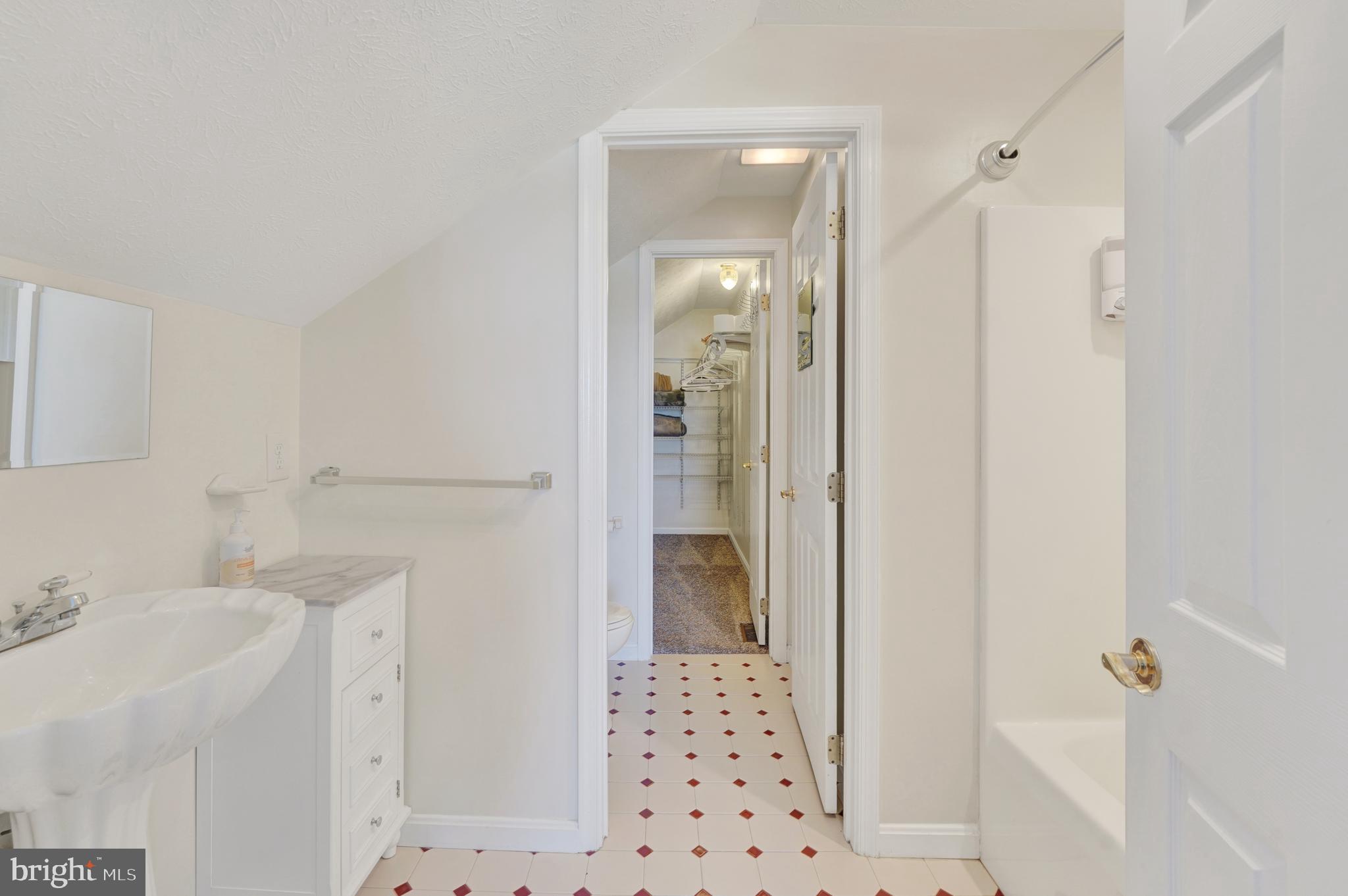 NORTH EAST HARBOURS - Residential