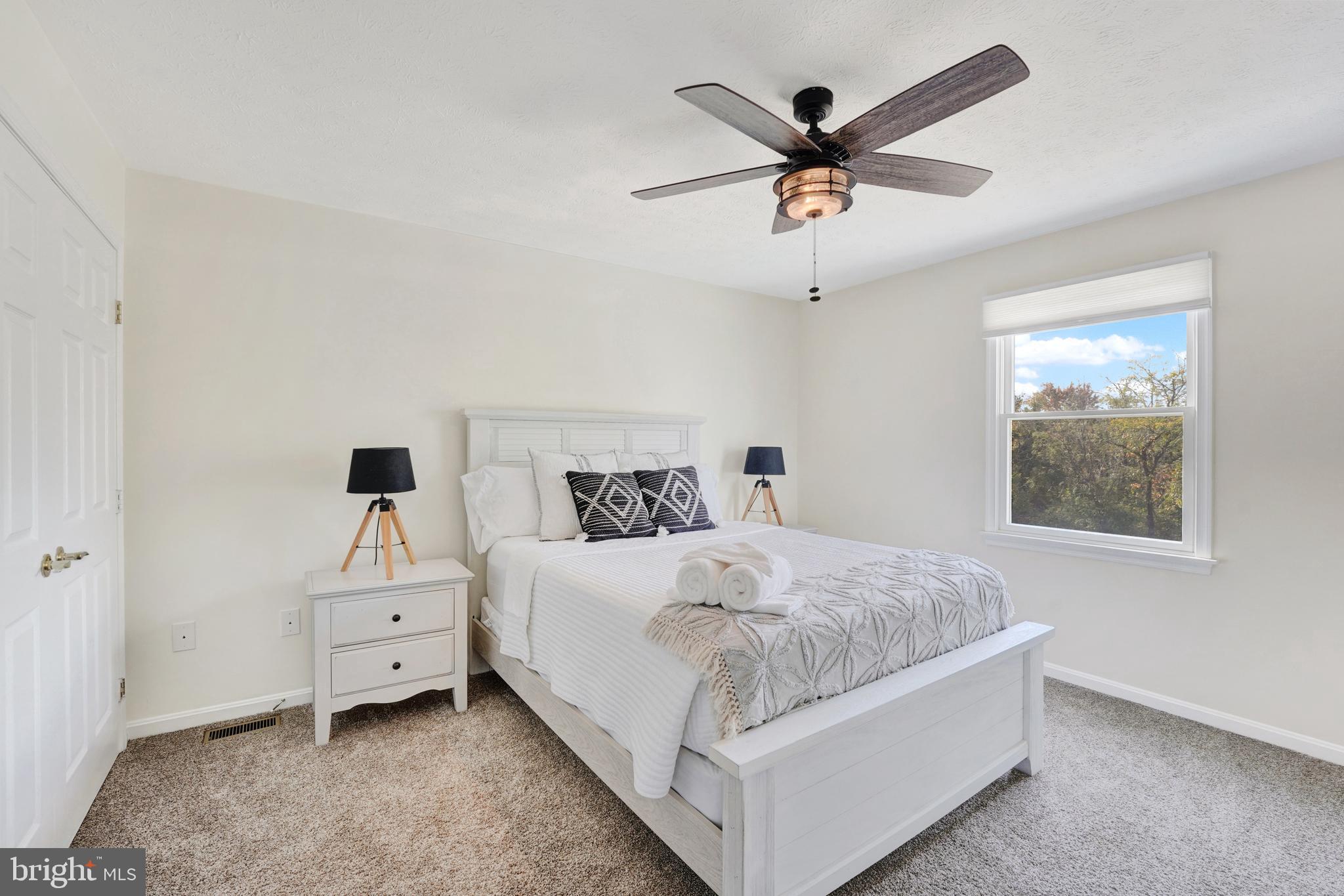 NORTH EAST HARBOURS - Residential