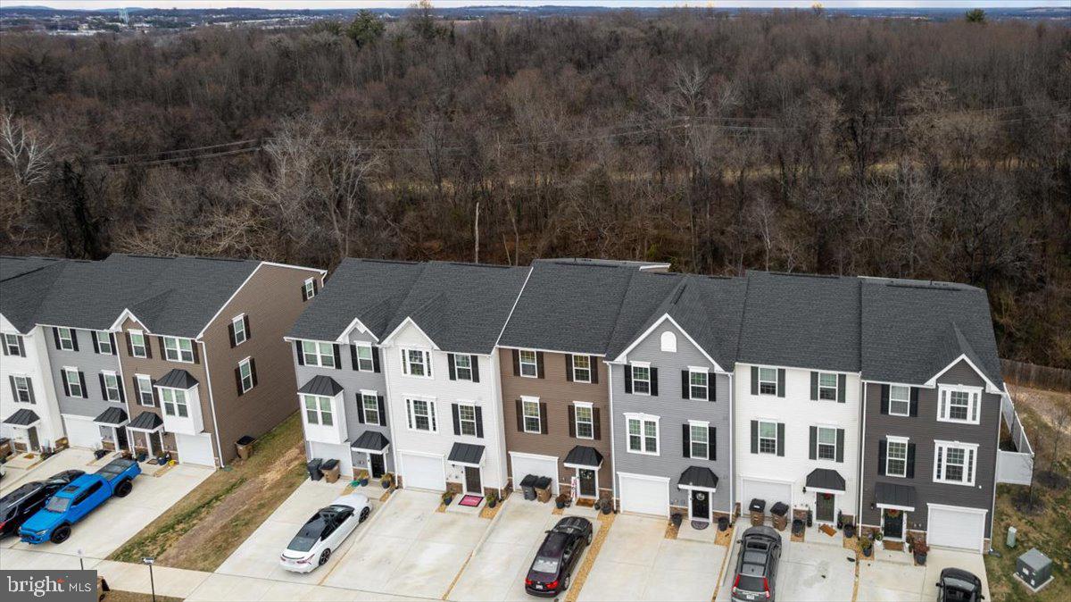 MADISON STATION - Residential