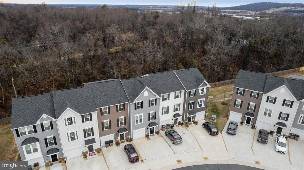 MADISON STATION - Residential