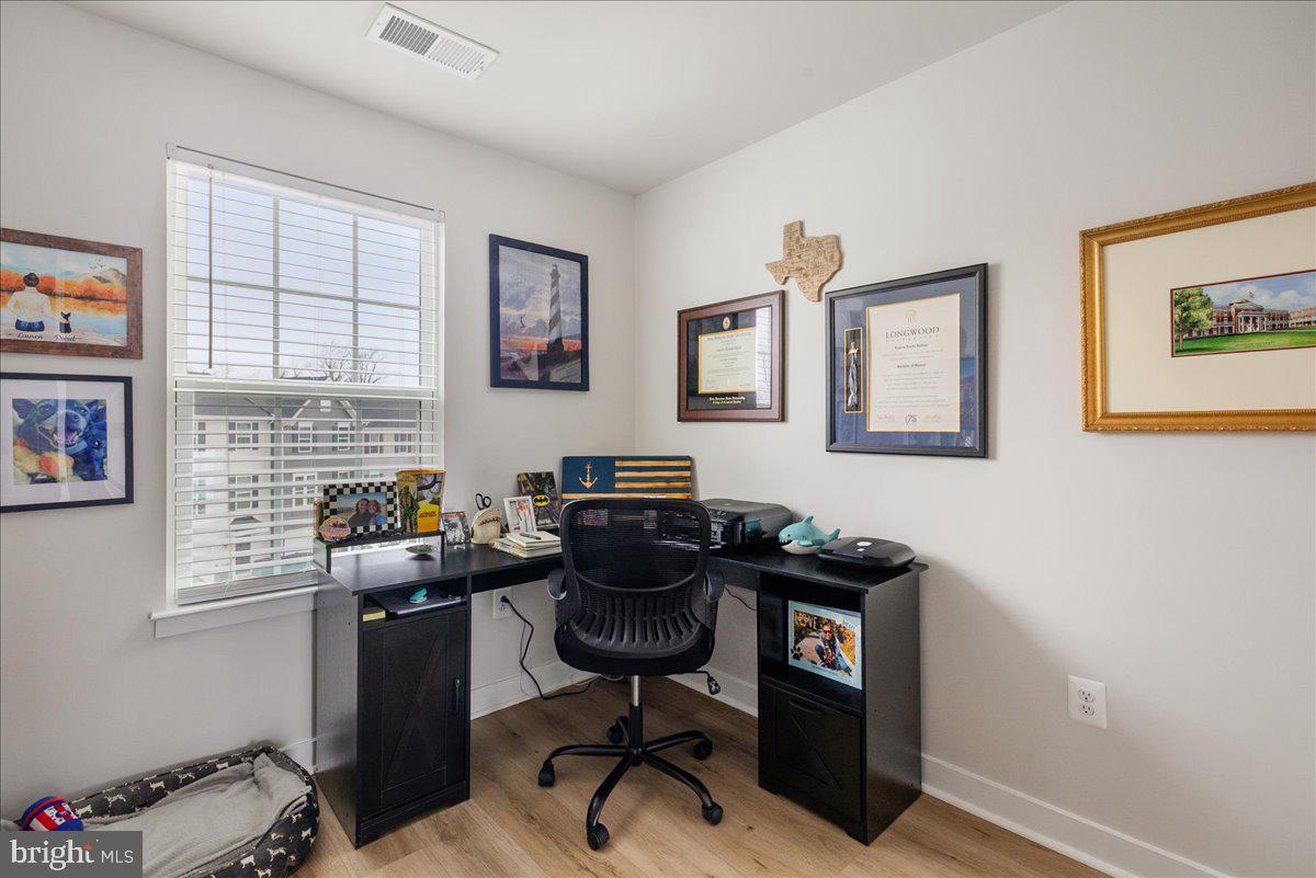 MADISON STATION - Residential