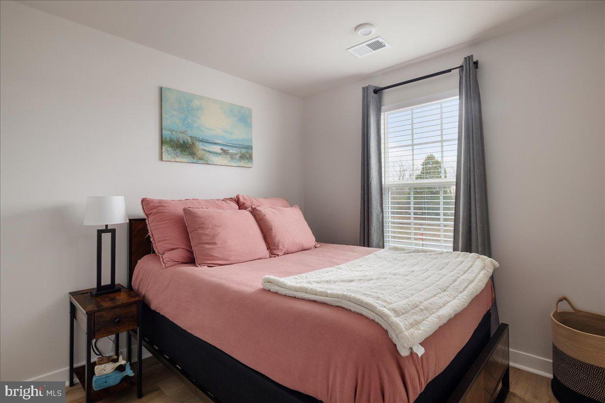 MADISON STATION - Residential