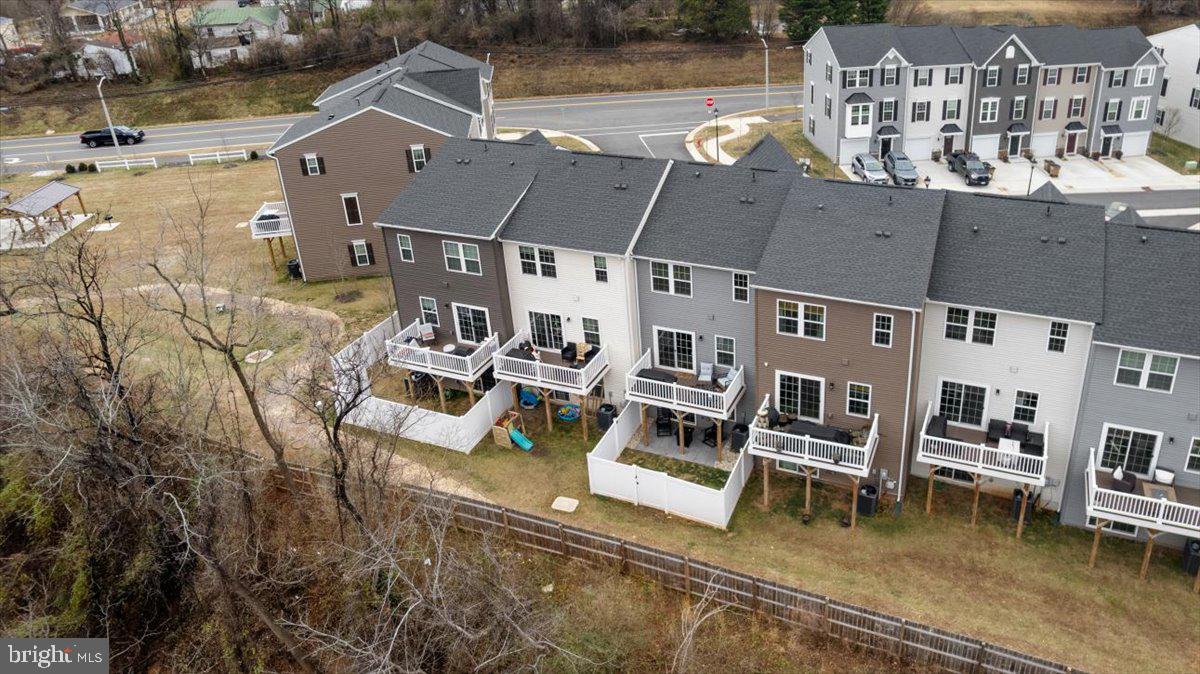 MADISON STATION - Residential