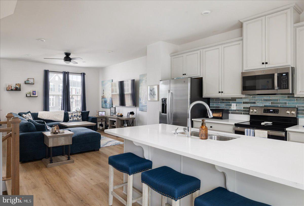 MADISON STATION - Residential