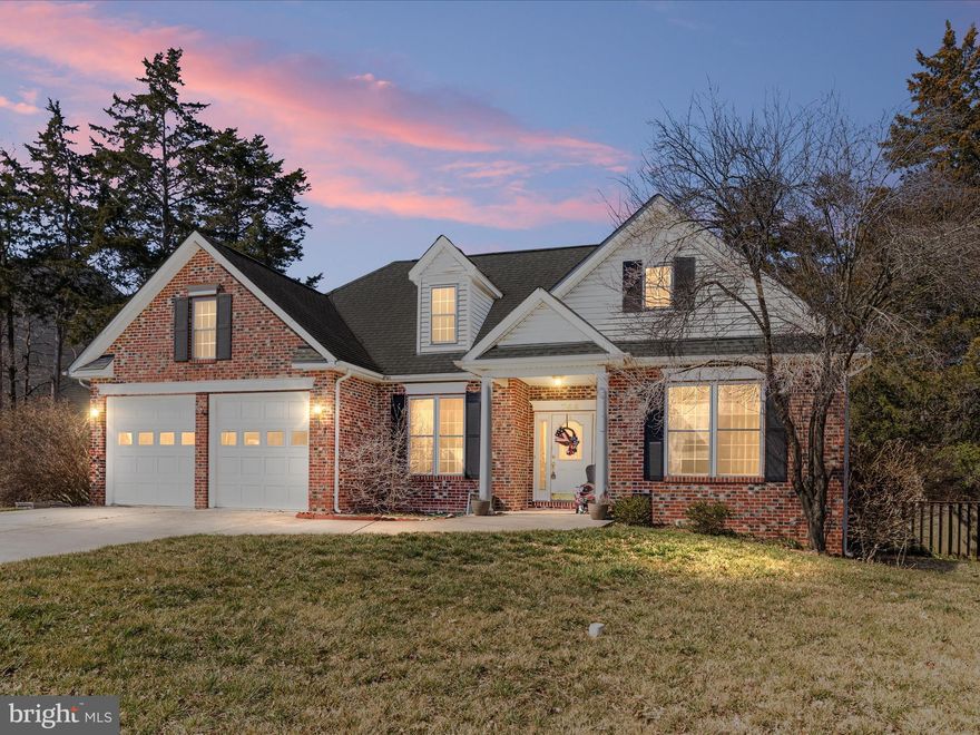 This home has nice curb appeal with a two car garage, deck, large lot with fenced backyard, and a great location!  TLC, updating, and sweat equity will make this home shine and a good investment!  Three bedrooms, two baths, a wall of windows off living area, trey ceiling,  gas fireplace with a vaulted ceiling are a few amenities that you'll  thoroughly enjoy owning this home.   *Cigarette smoke in the home*  Priced to sell!!