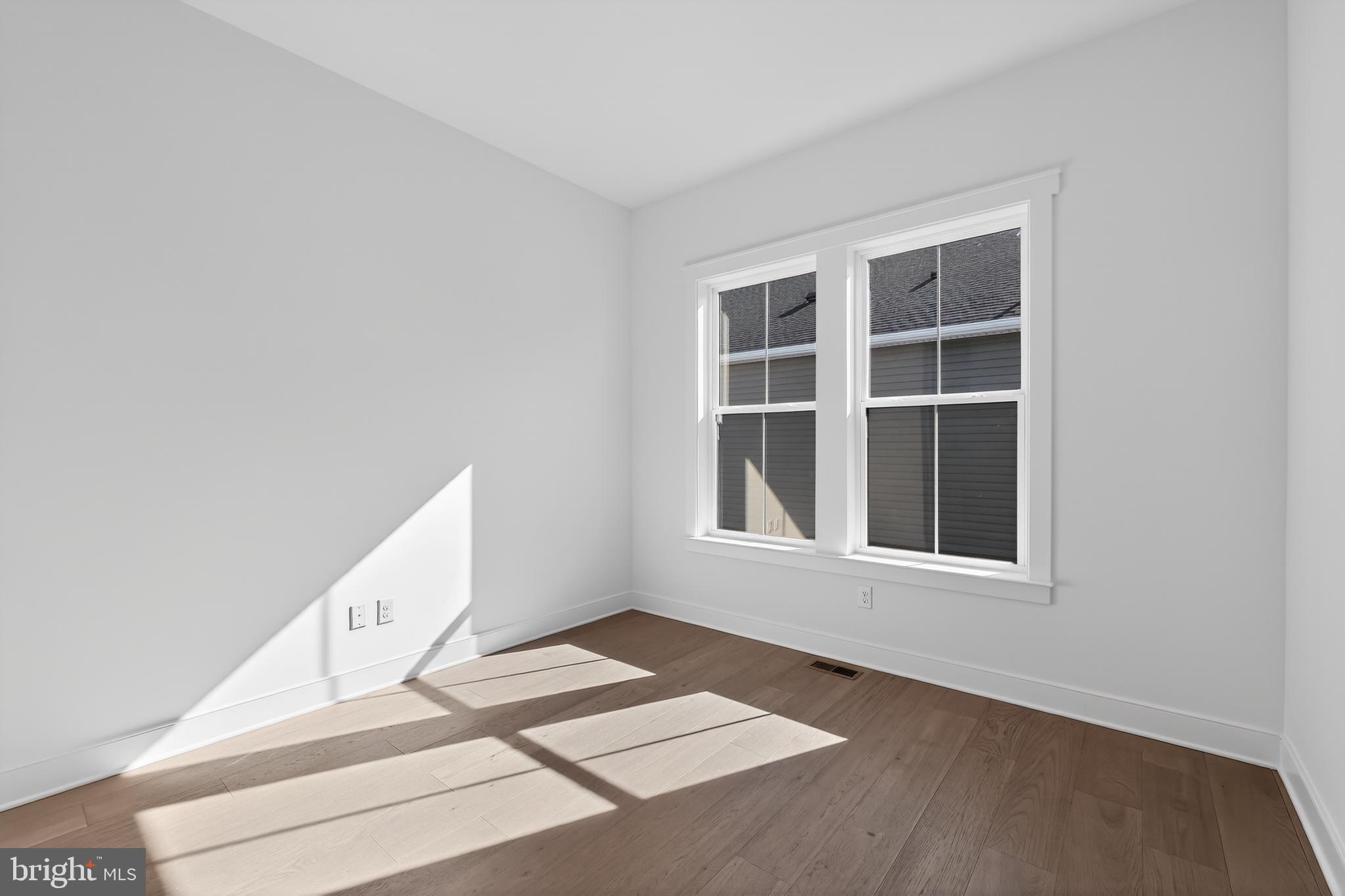 20424 SKIPJACK DRIVE