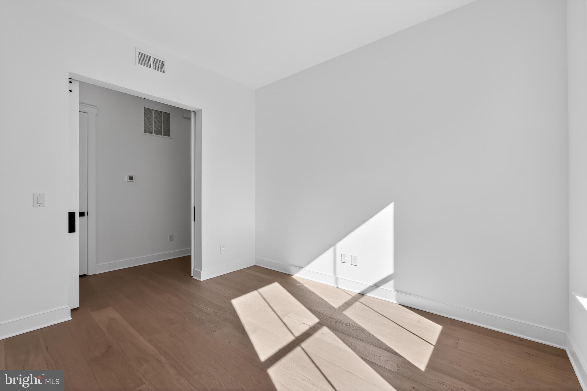 20424 SKIPJACK DRIVE