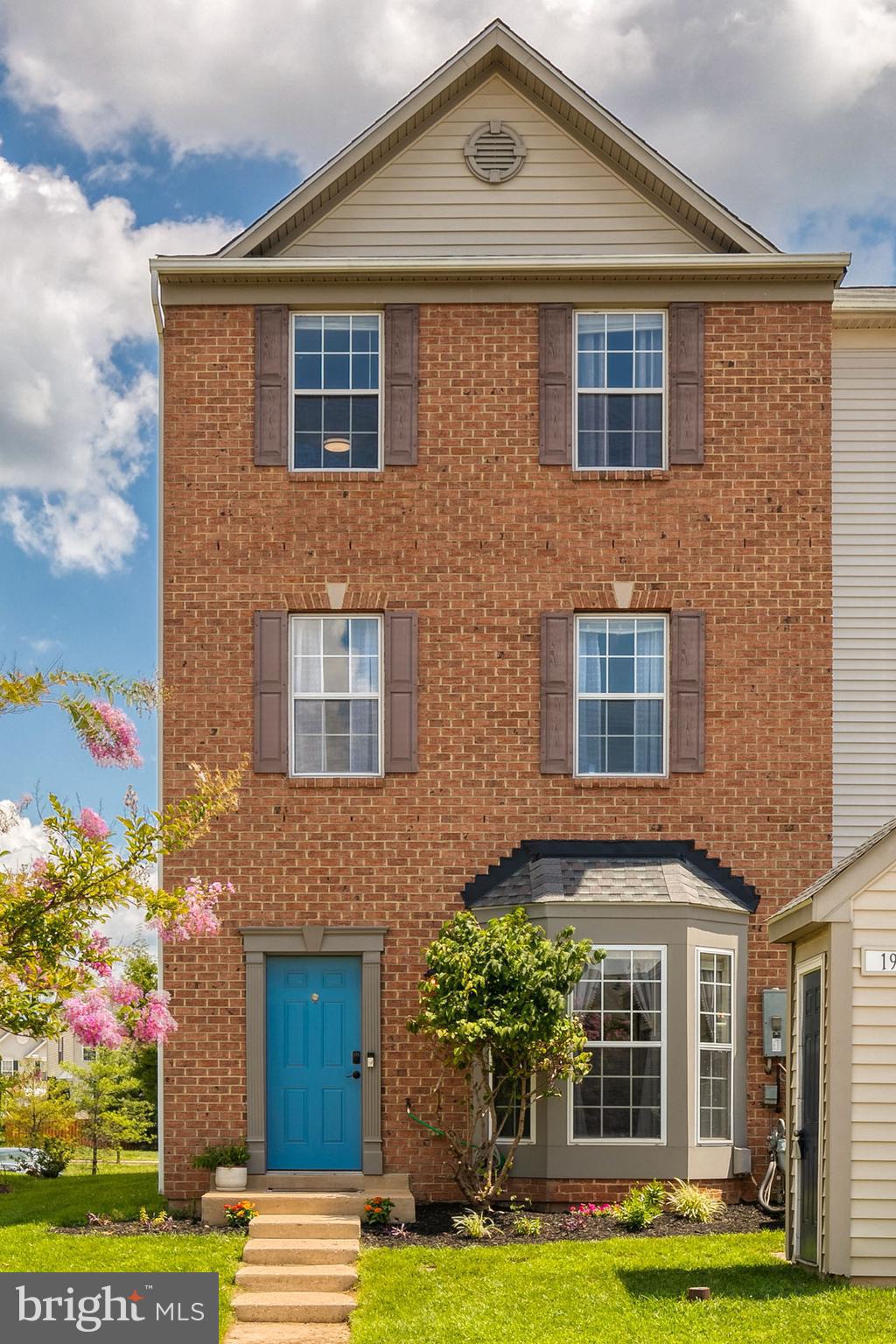 SEVEN OAKS - Residential