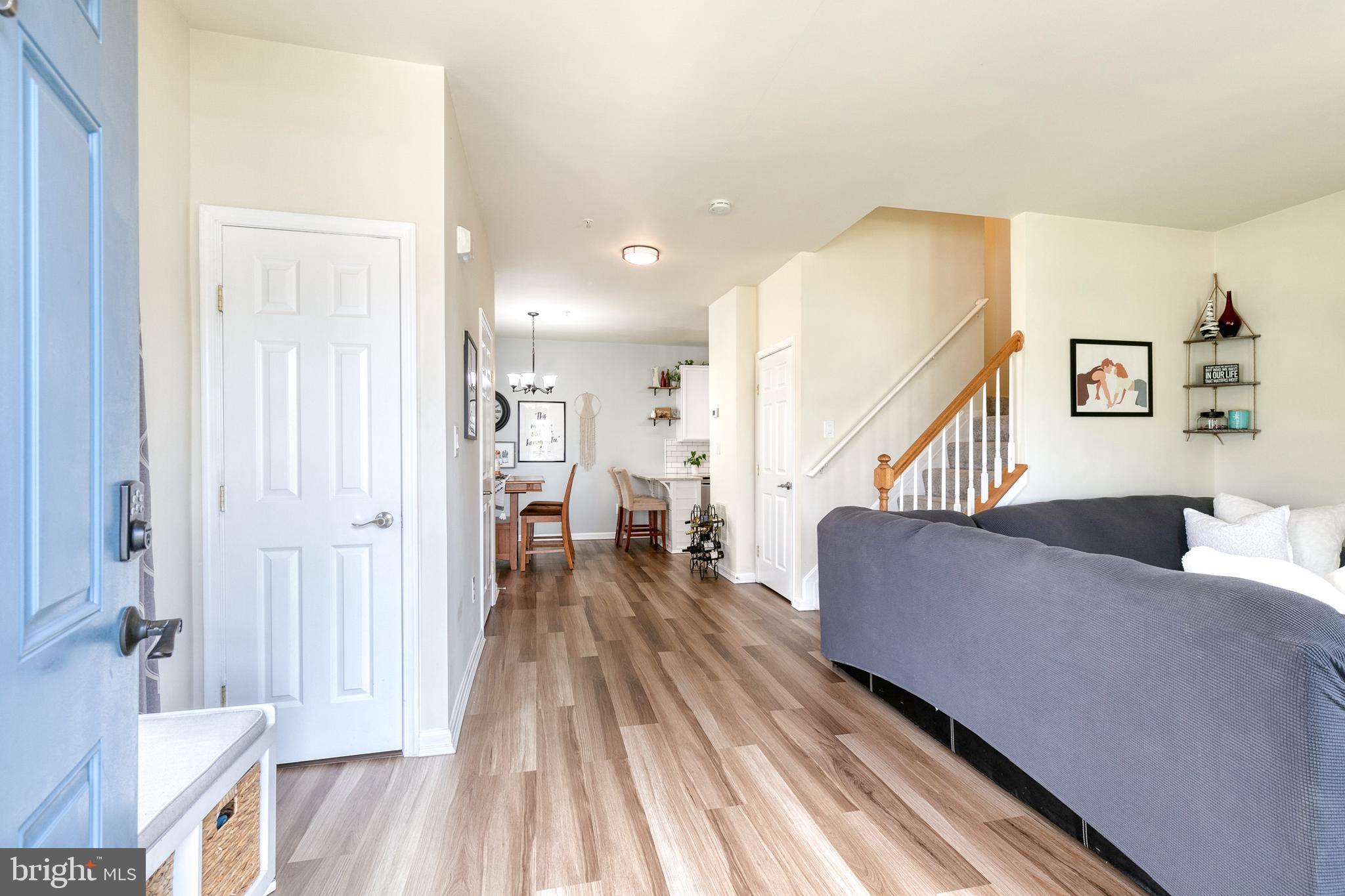 SEVEN OAKS - Residential