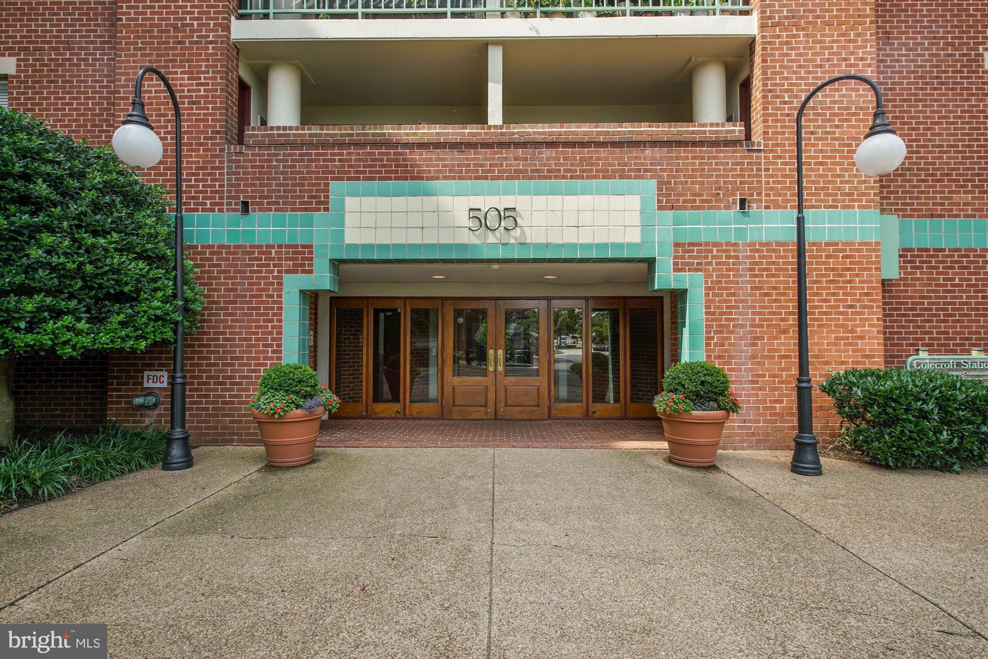 COLECROFT STATION - Residential