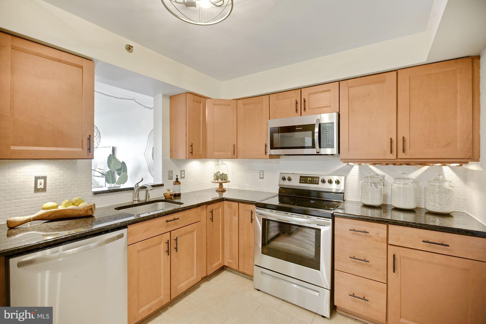 COLECROFT STATION - Residential