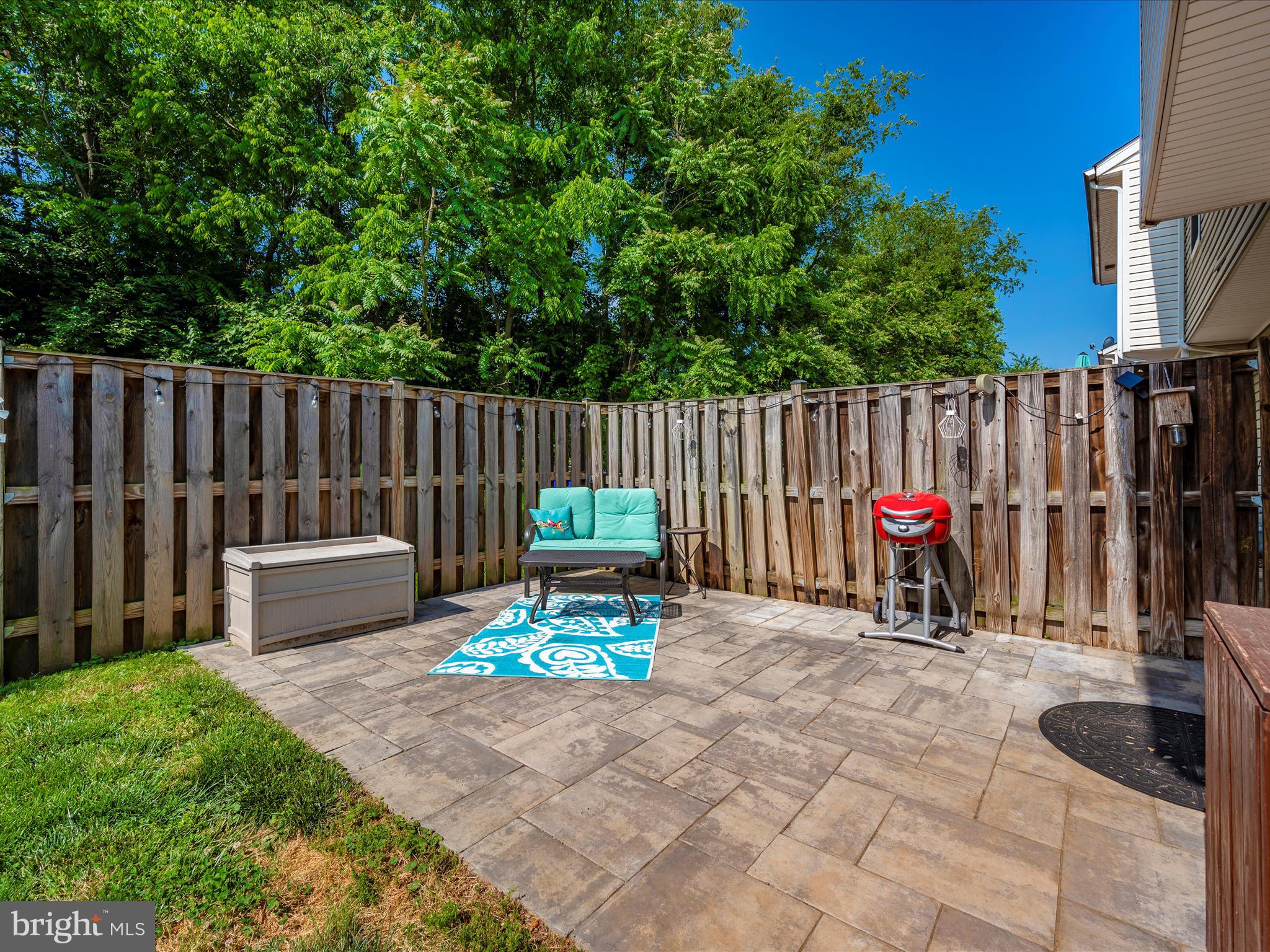 NEW MARKET WEST - Residential