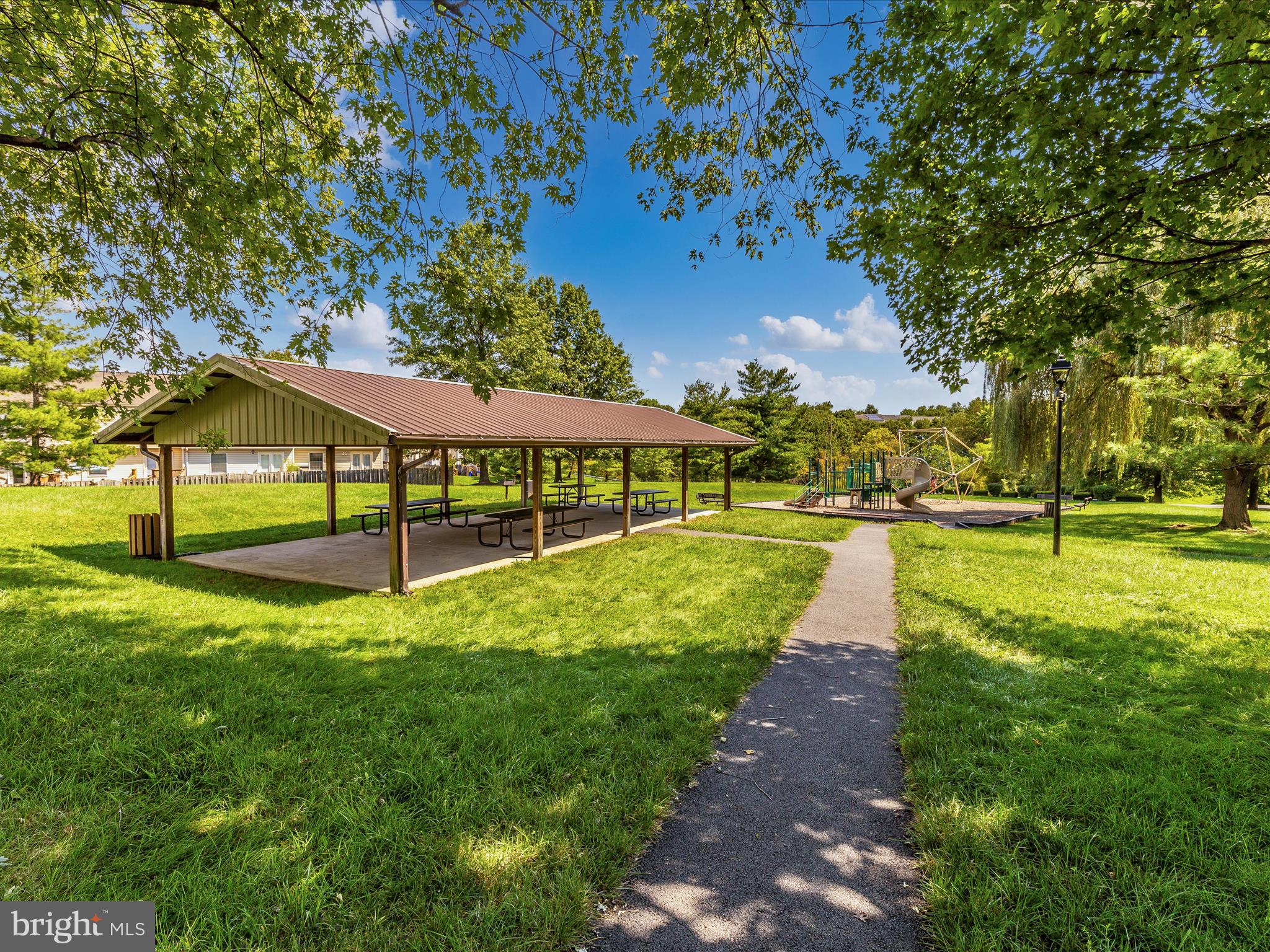 NEW MARKET WEST - Residential