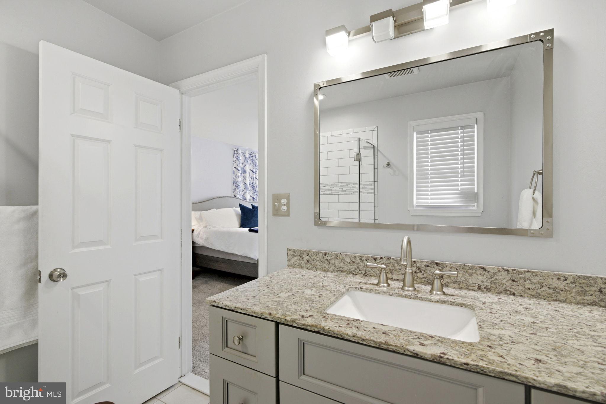 MAJORS CHOICE - Residential