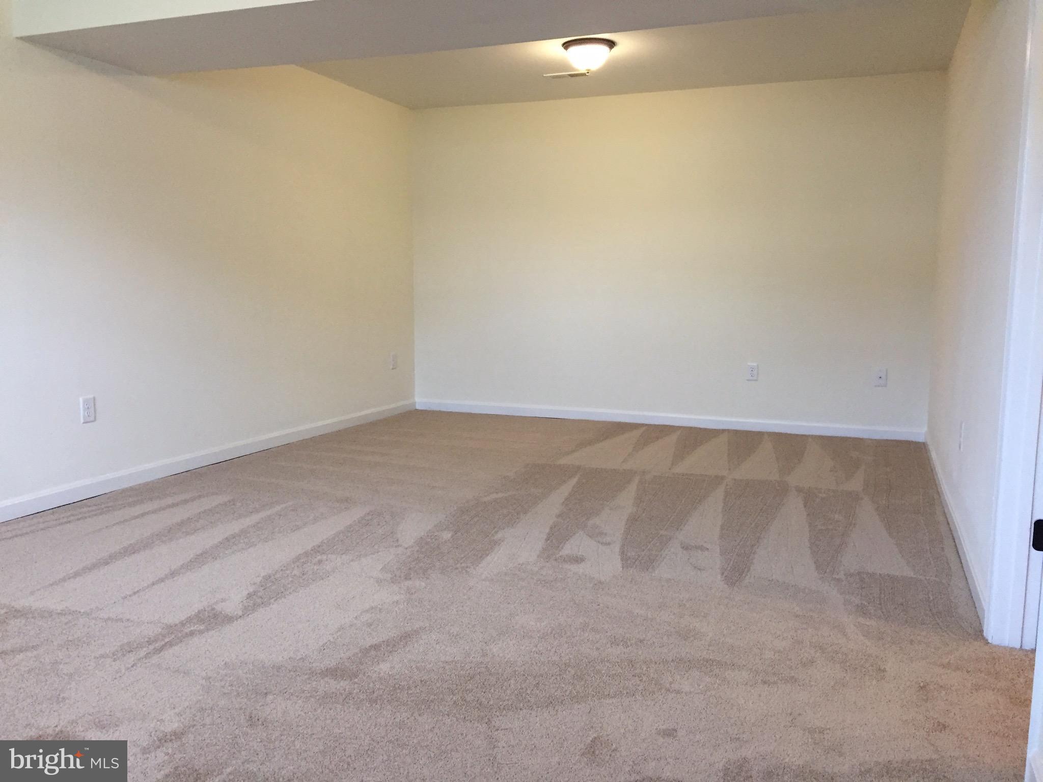 SARAHS CHOICE - Residential