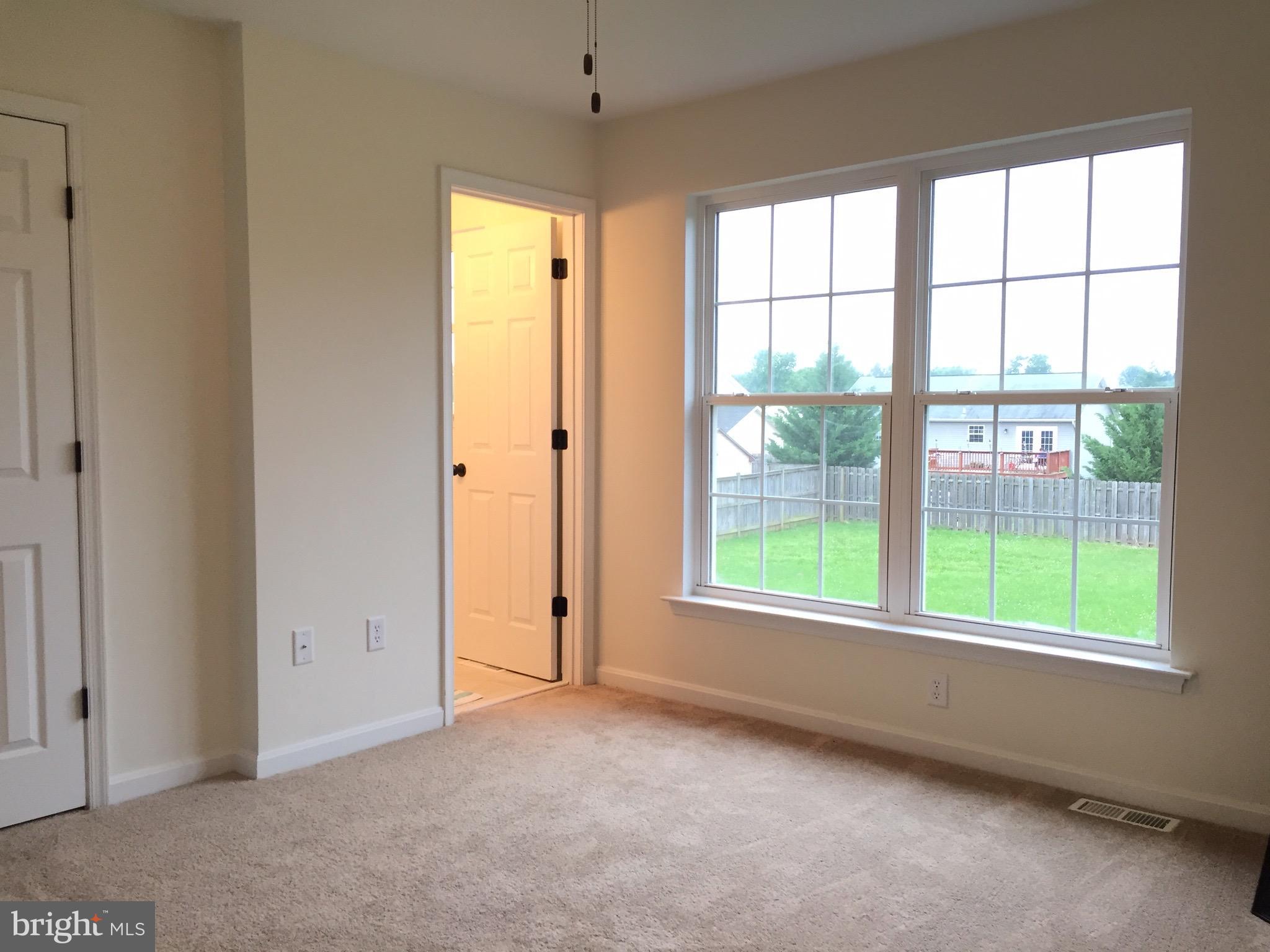 SARAHS CHOICE - Residential