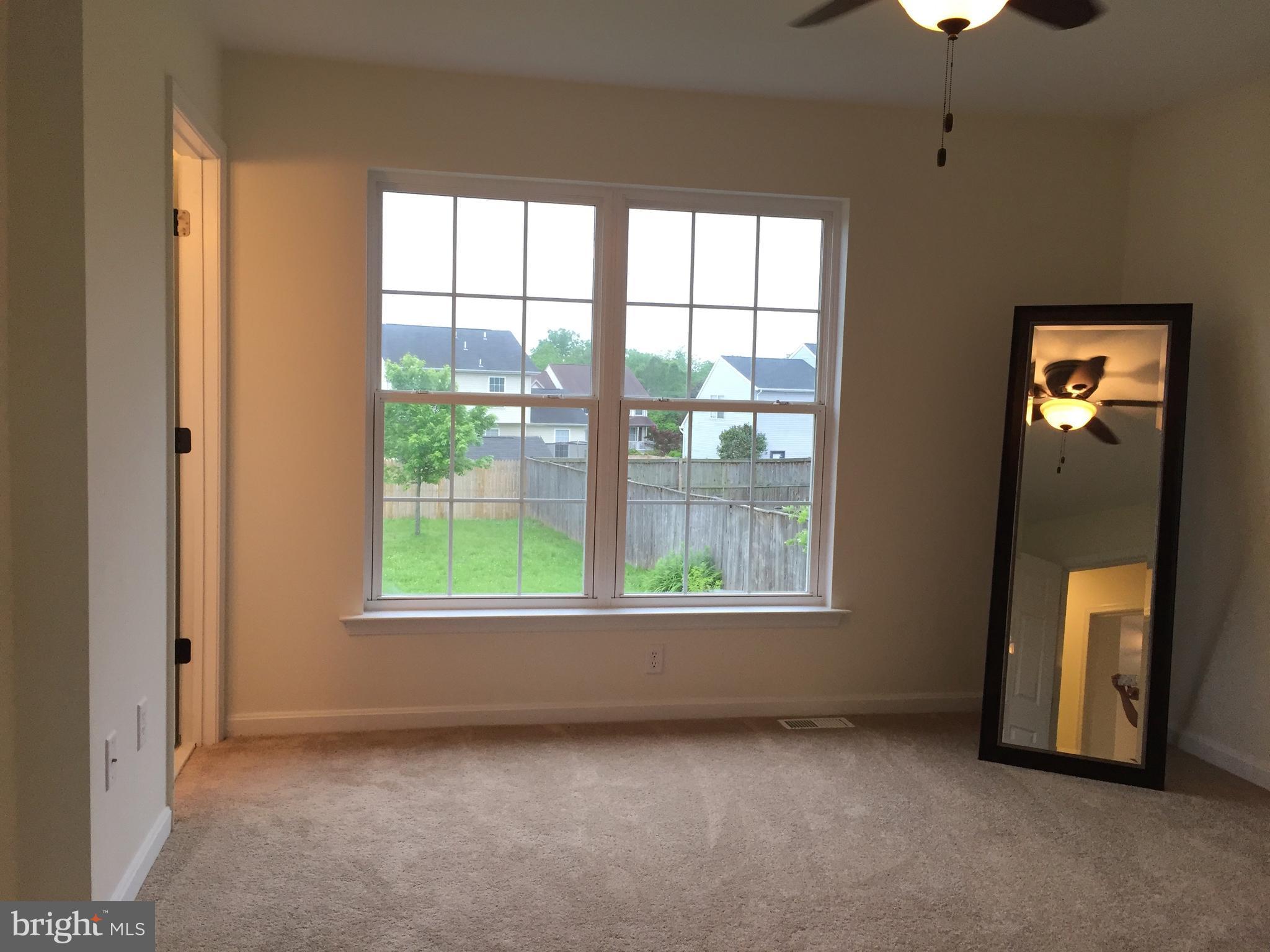 SARAHS CHOICE - Residential