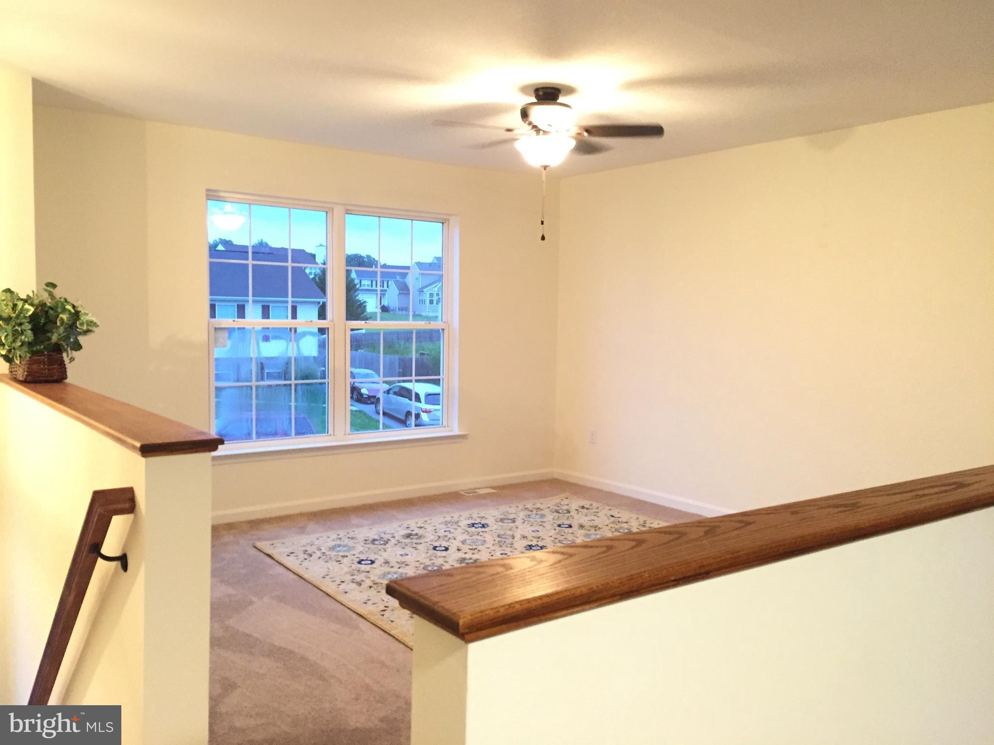 SARAHS CHOICE - Residential