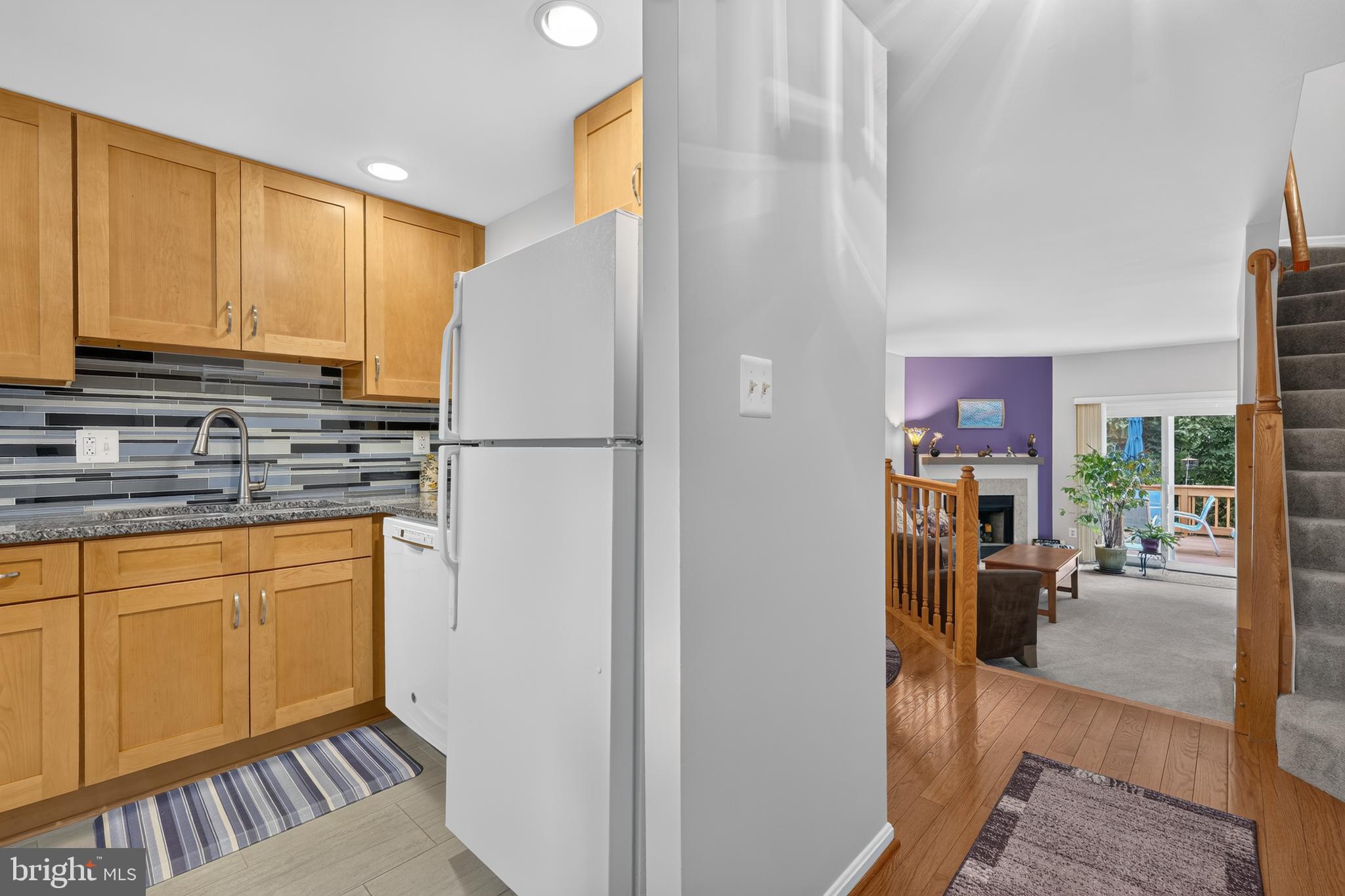 6109 LIVERPOOL LANE
