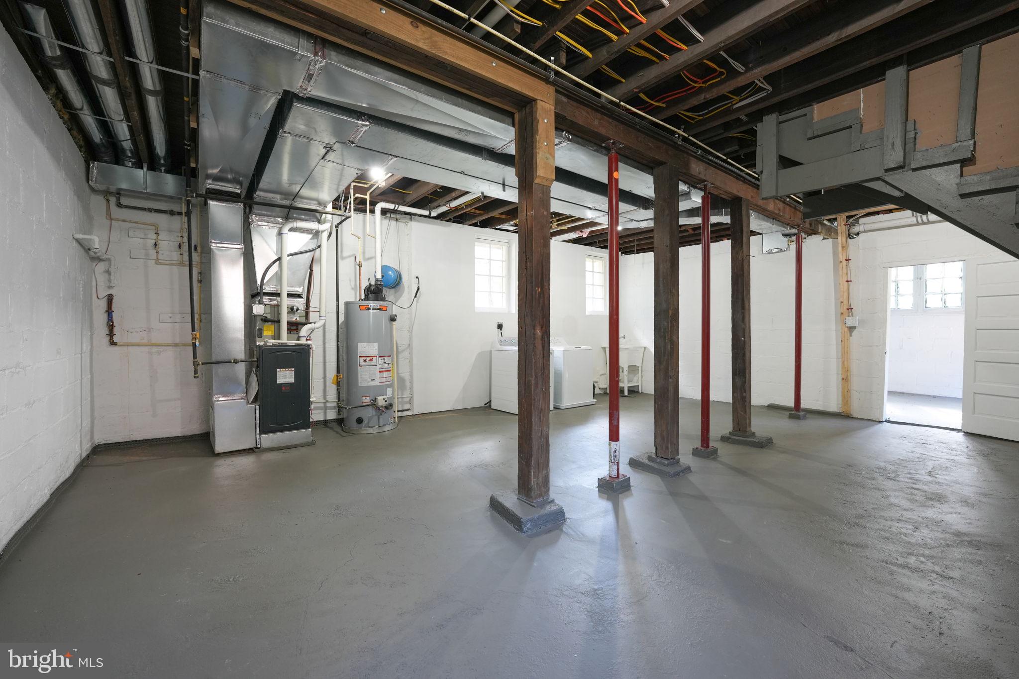 HISTORIC HYATTSVILLE - Residential Lease