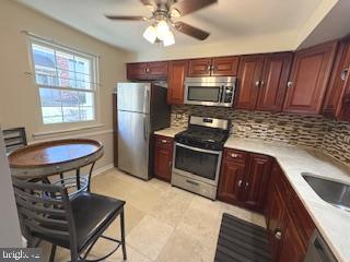 VALLEY GLEN - Residential