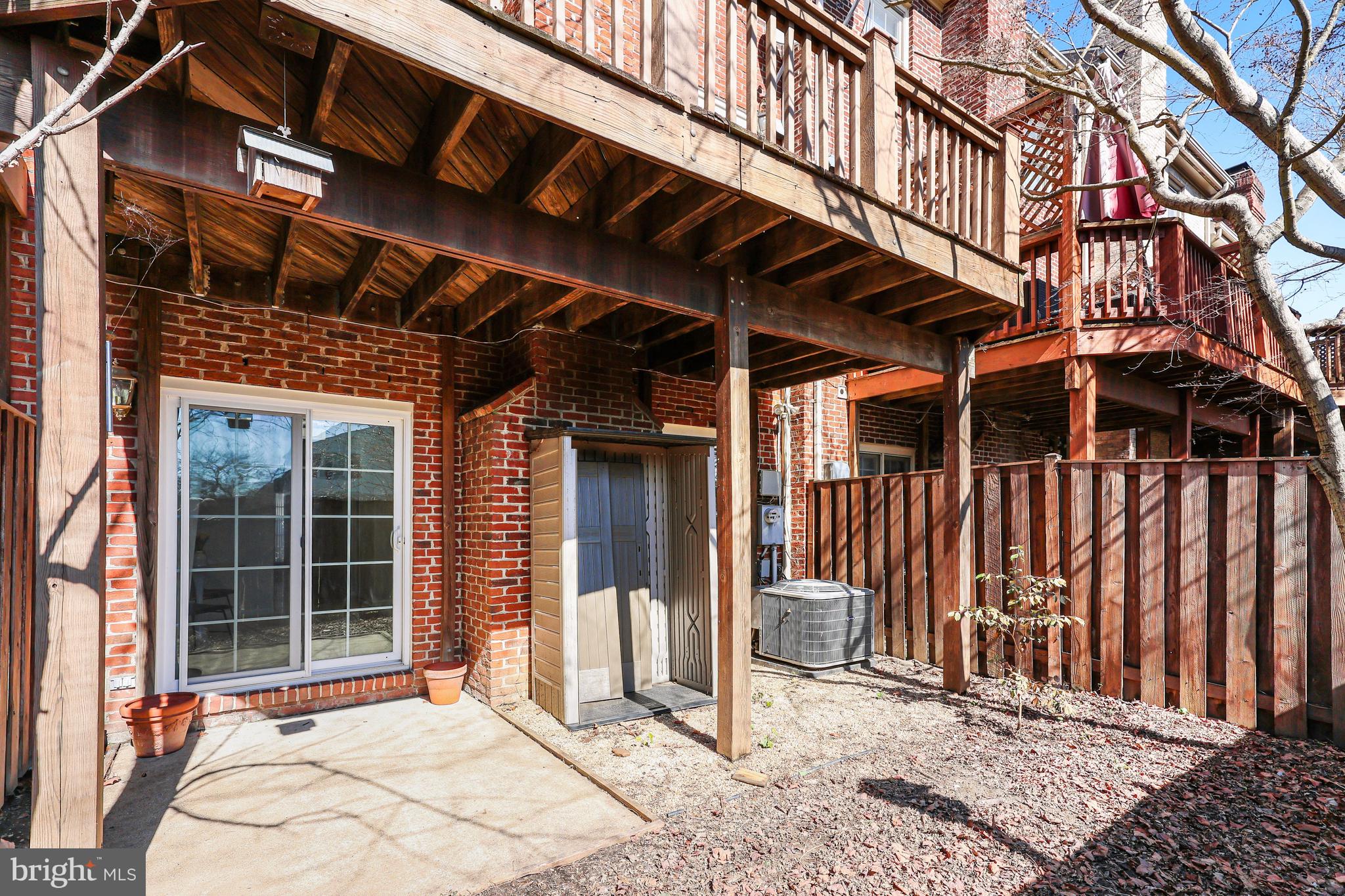 POTTERS GLEN - Residential