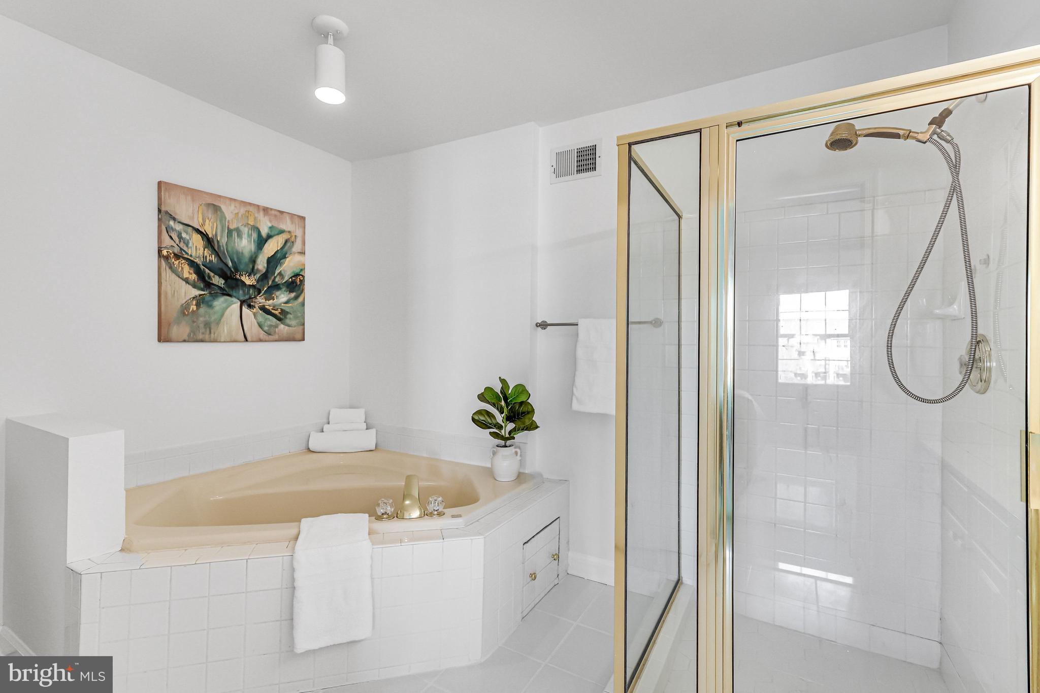 POTTERS GLEN - Residential