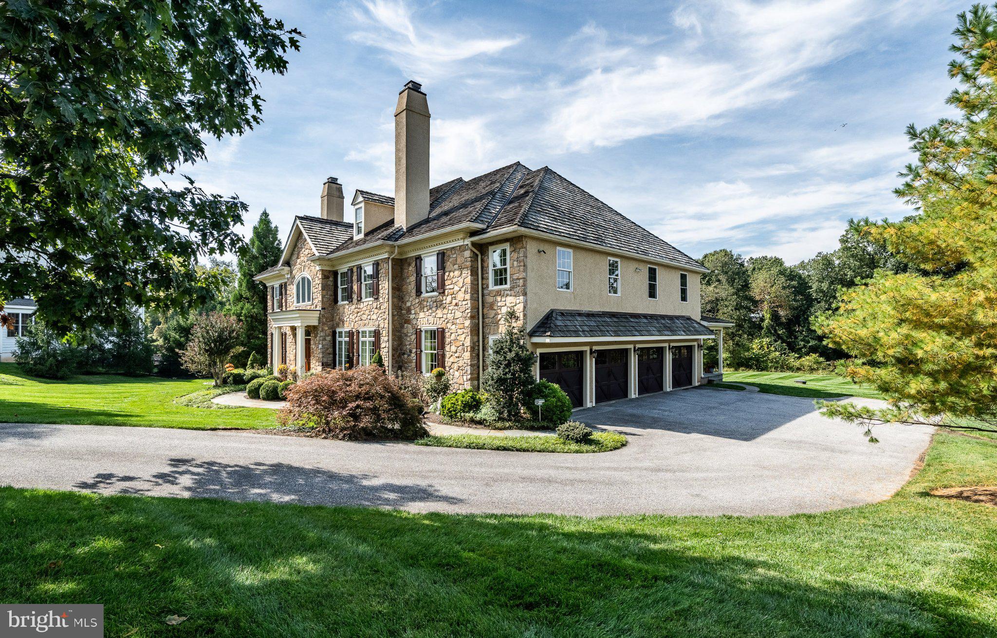 132 WAVERLY CIRCLE