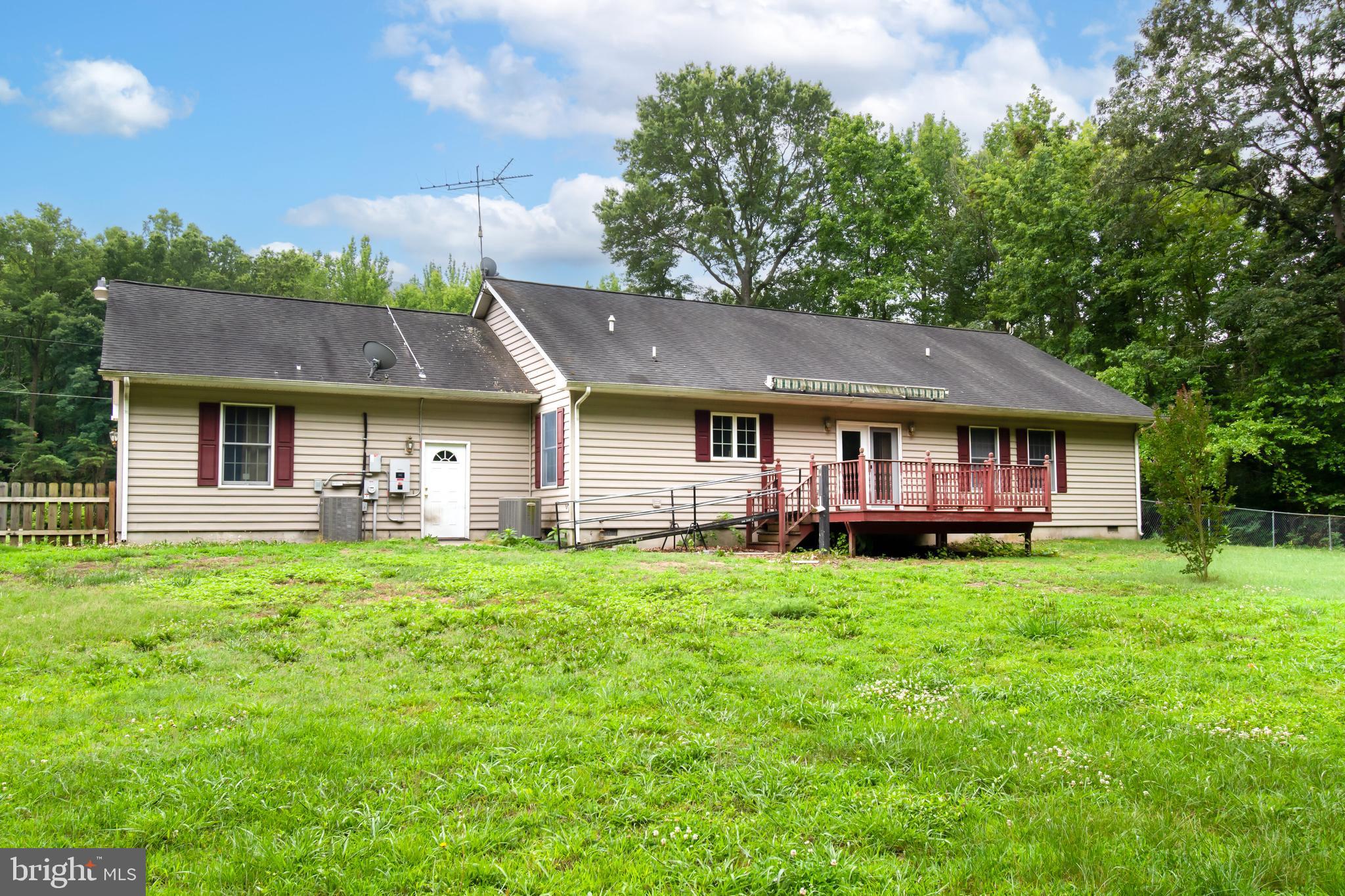 COUNTRYSIDE - Residential